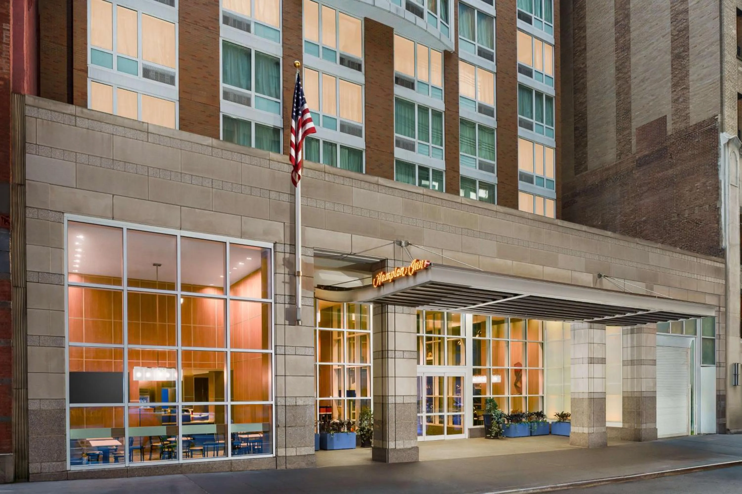 Property building in Hampton Inn Times Square Central