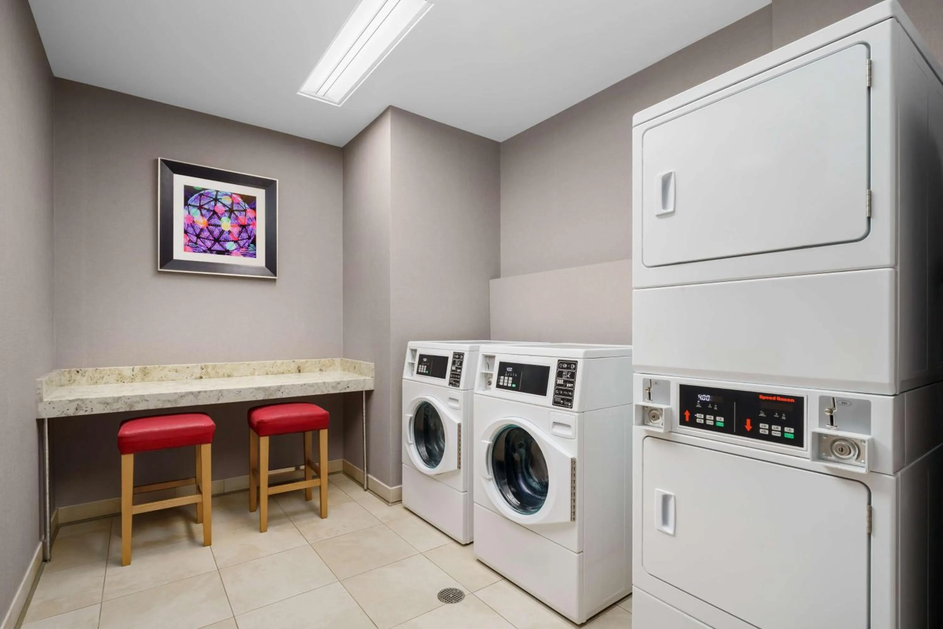 laundry in Hampton Inn Times Square Central