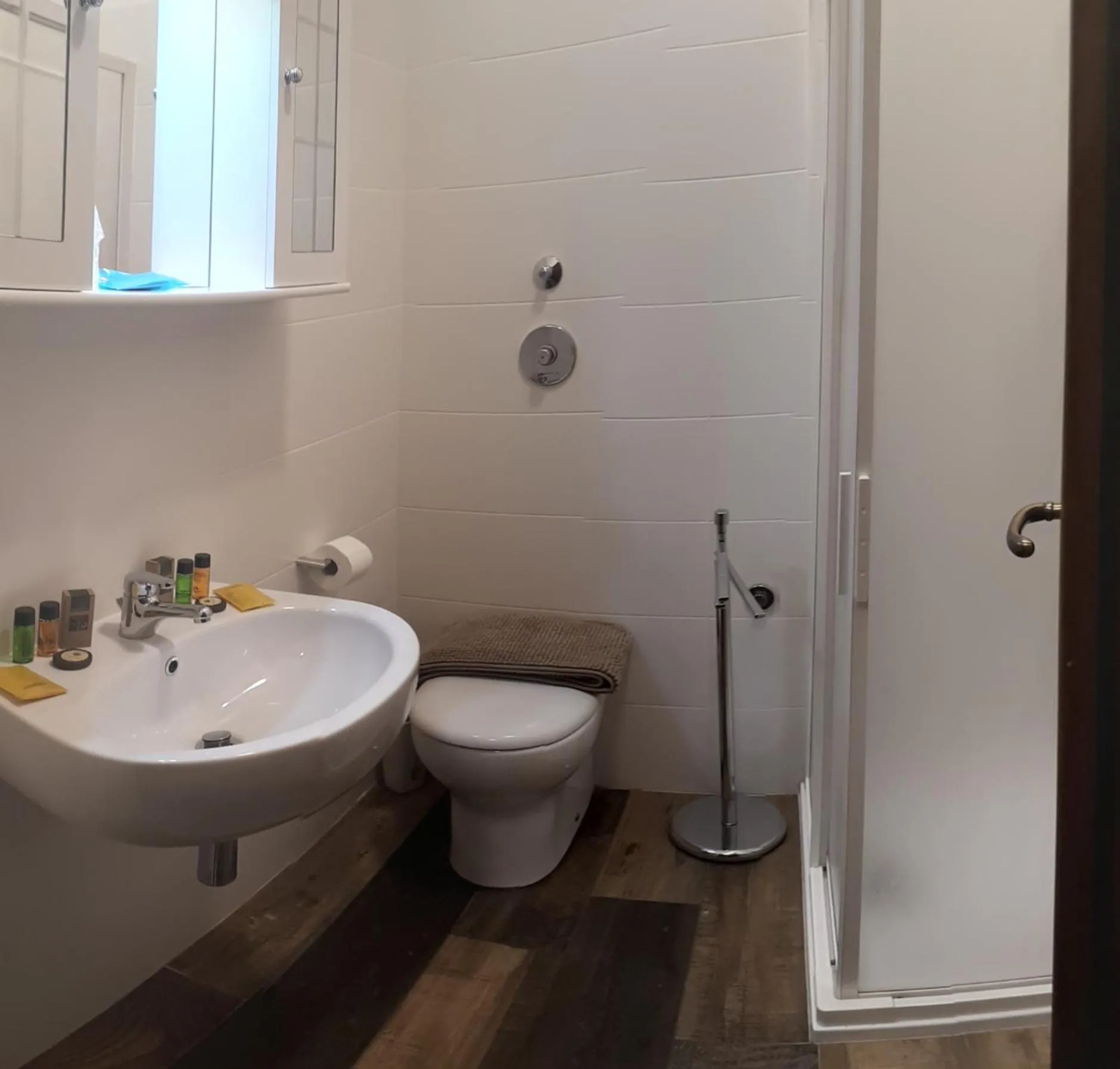 Toilet in Residenza Miola