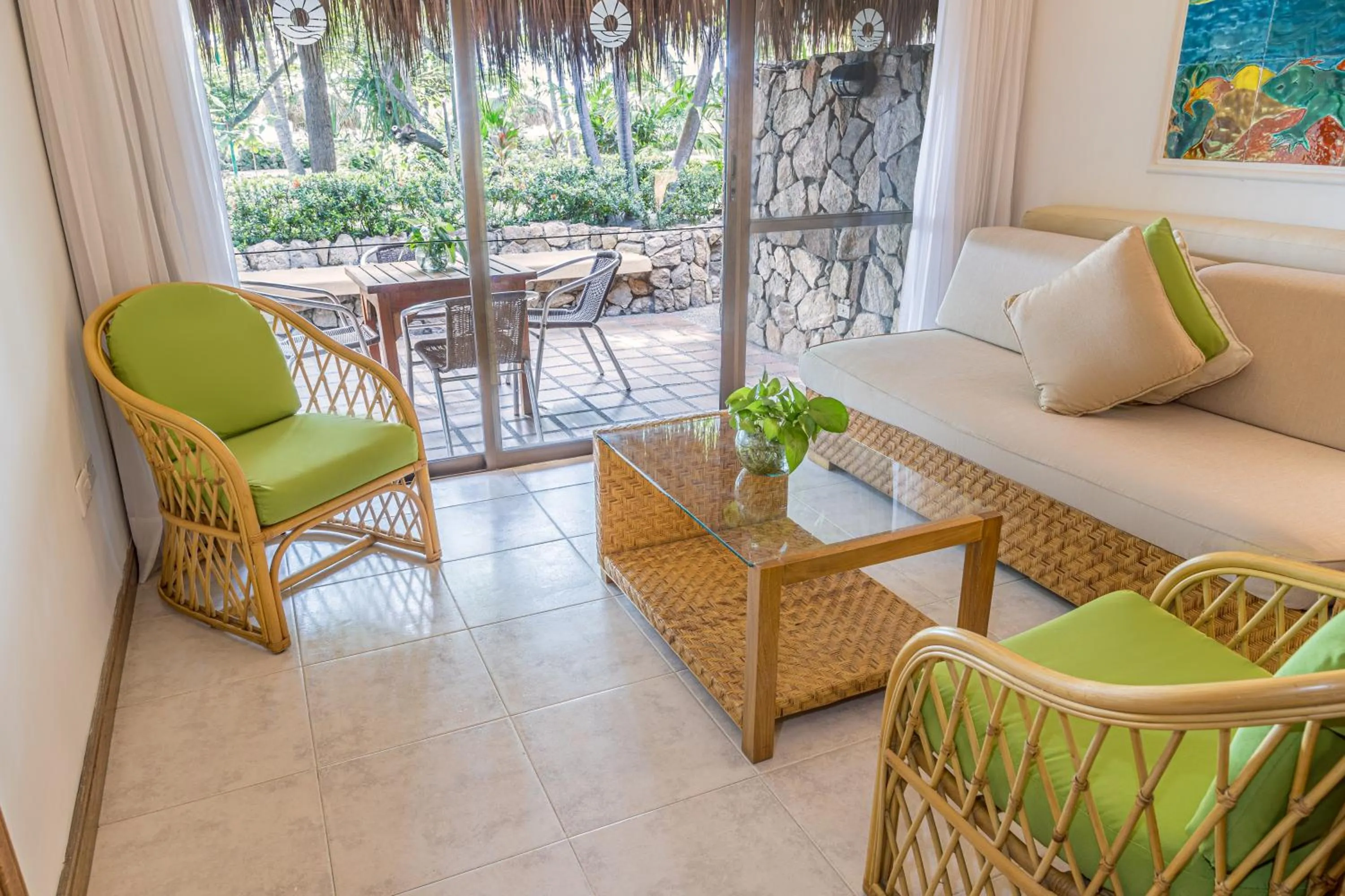 Patio in Hotel Irotama Bungalows & Bohios