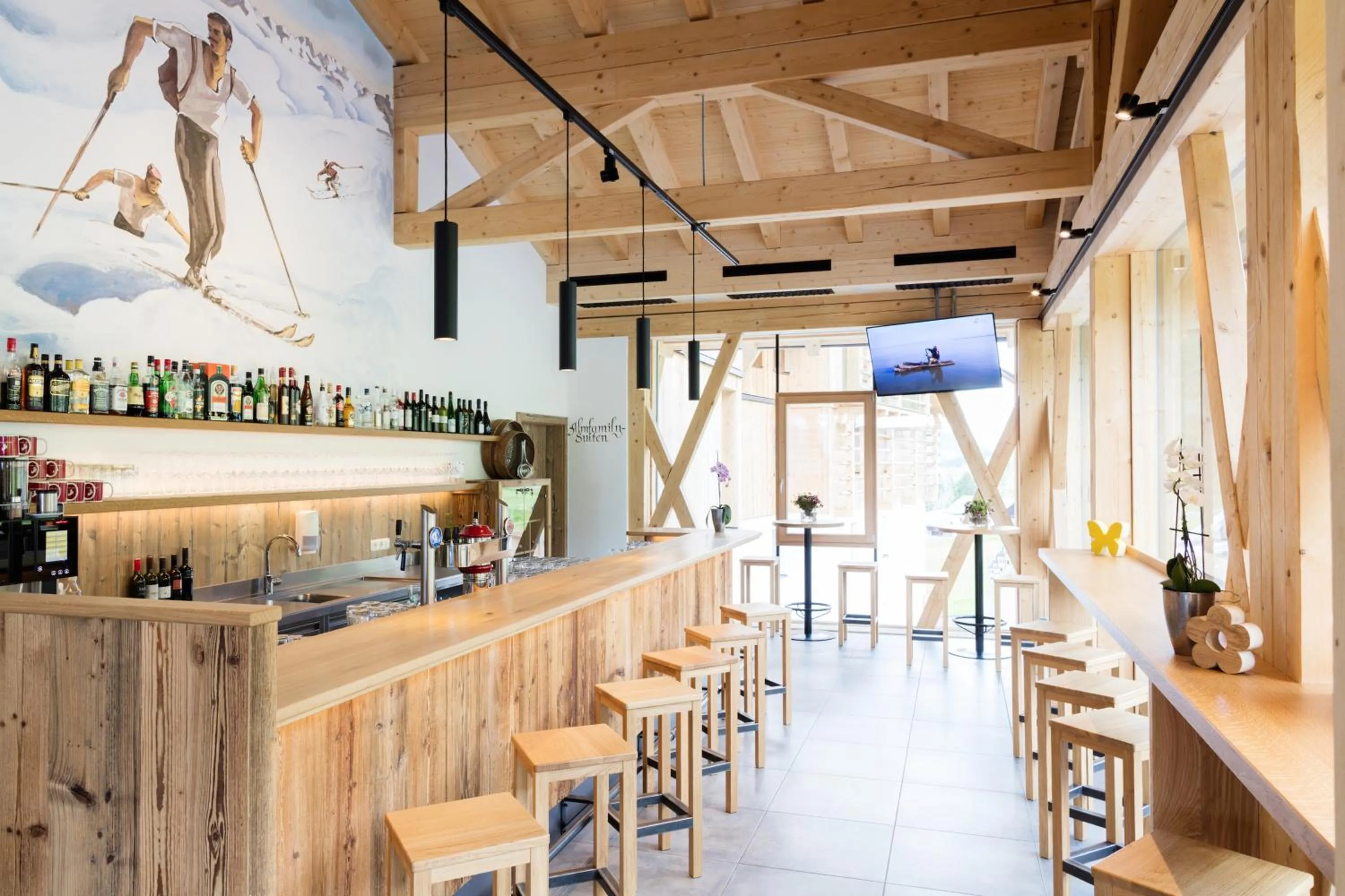 Lounge or bar in Almfamilyhotel Scherer