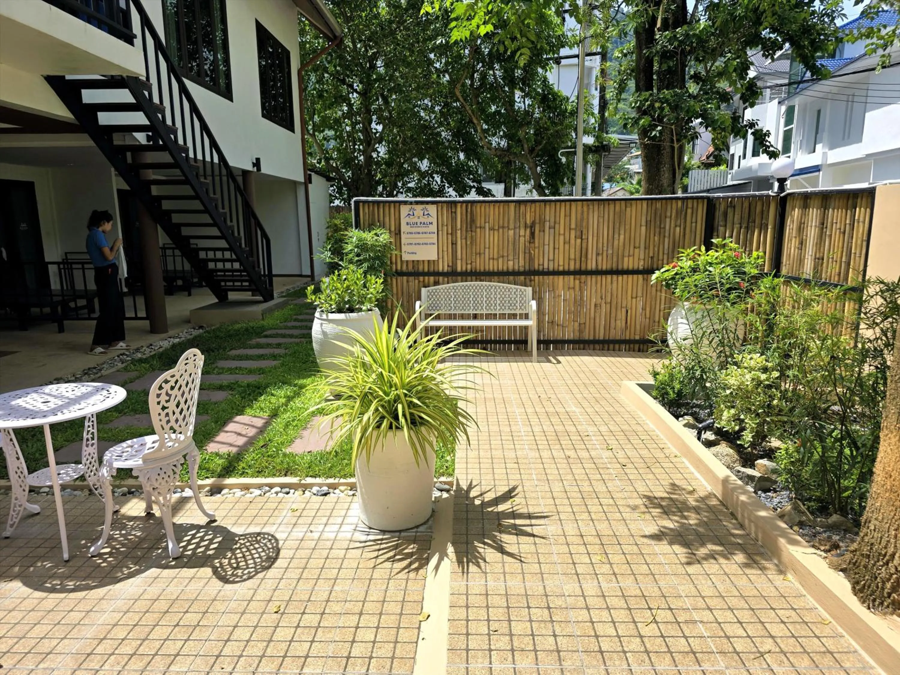 Garden in Blue Palm Residence Kata