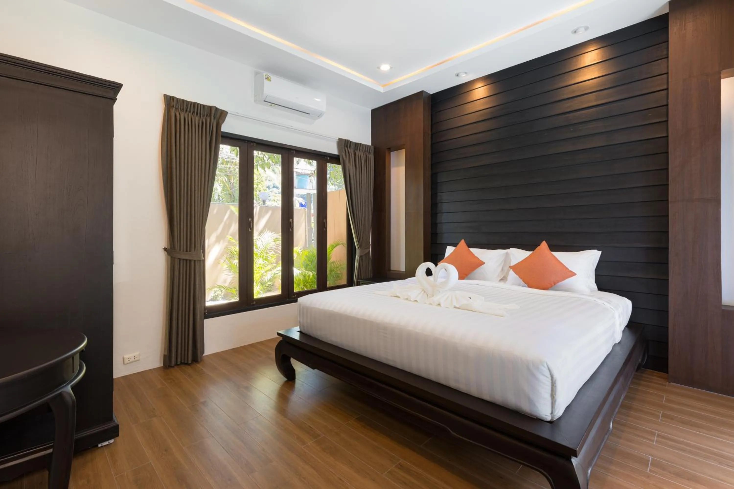 Bedroom, Bed in Blue Palm Residence Kata