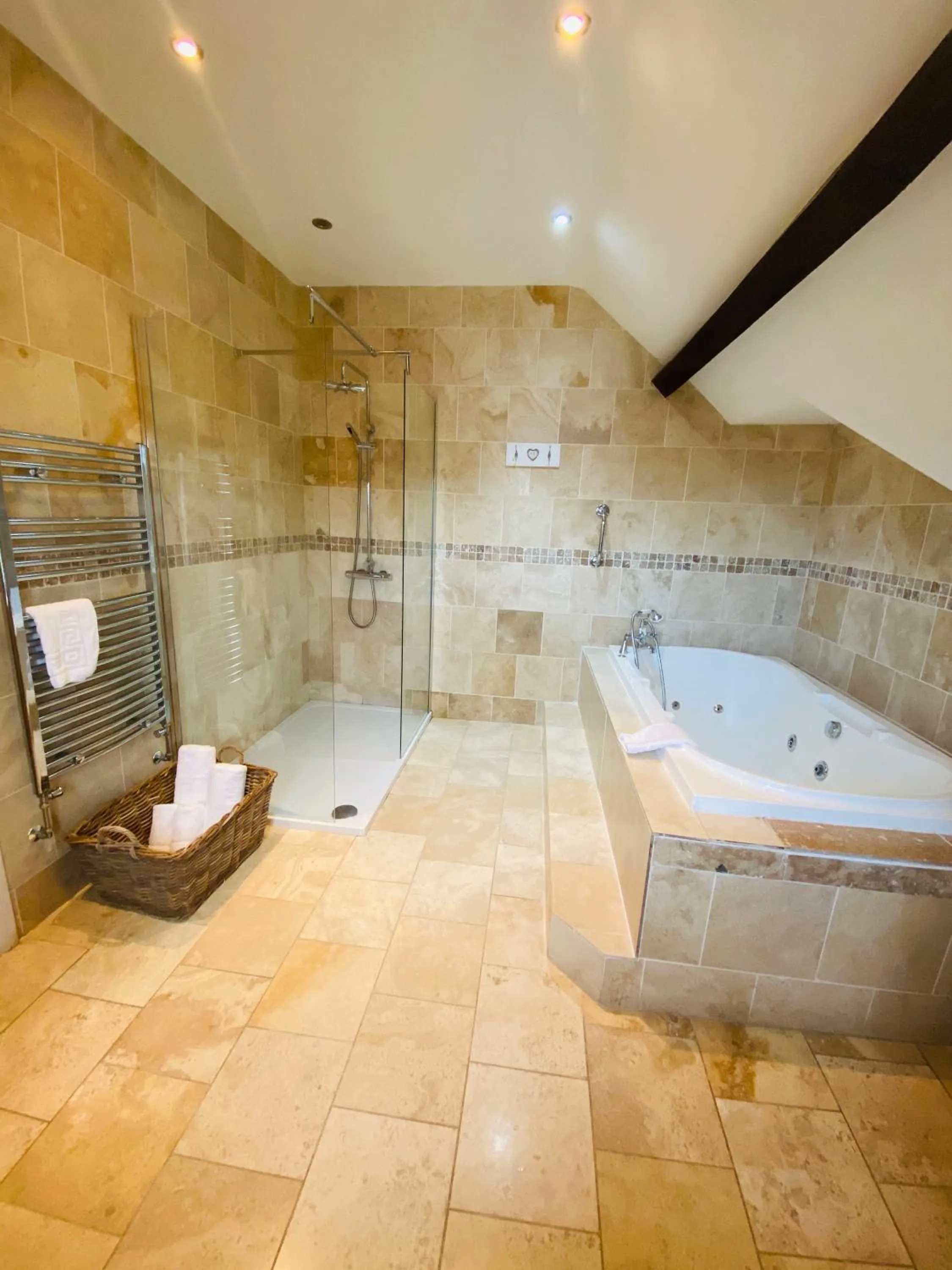 Bathroom in Old Rectory Country Hotel