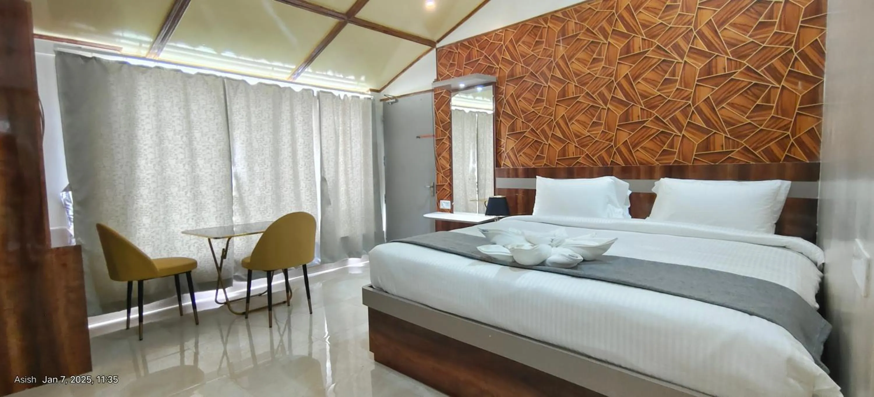 Bedroom in Vila's Club Resort
