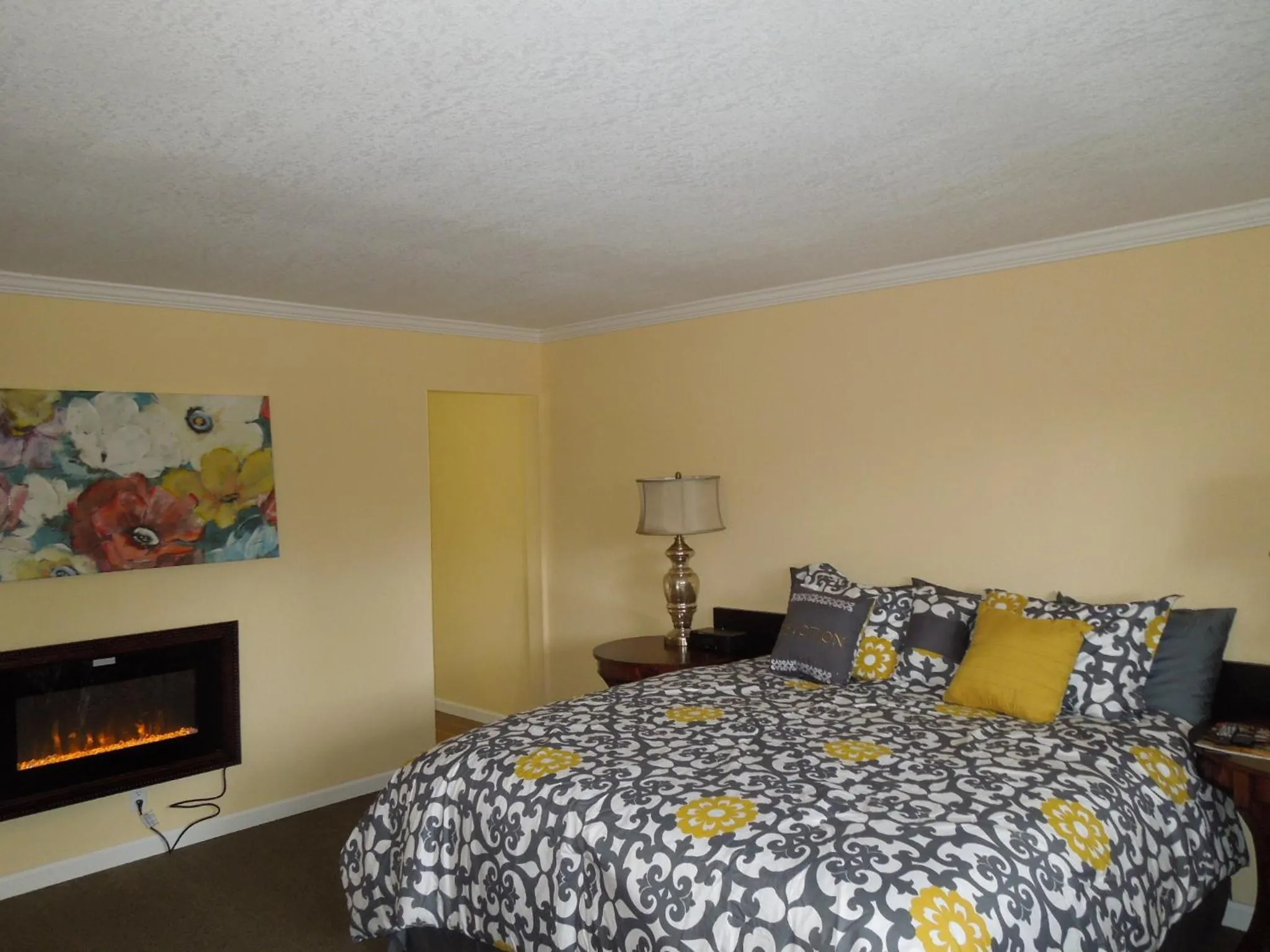 Bed in Tea Garden Lodge