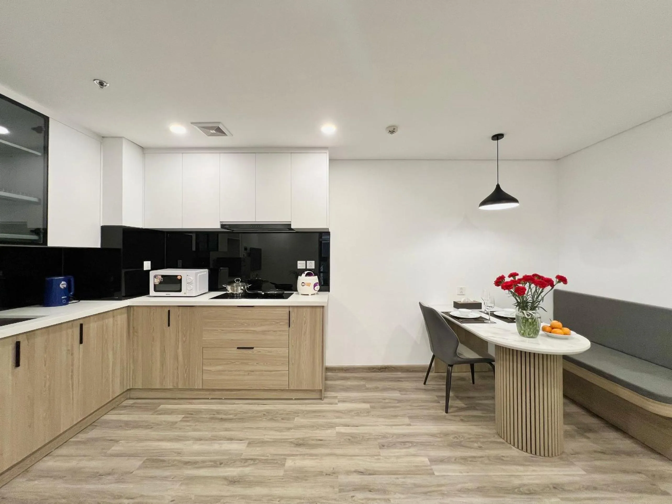 stove in 22Land Legend Hotel & Residence