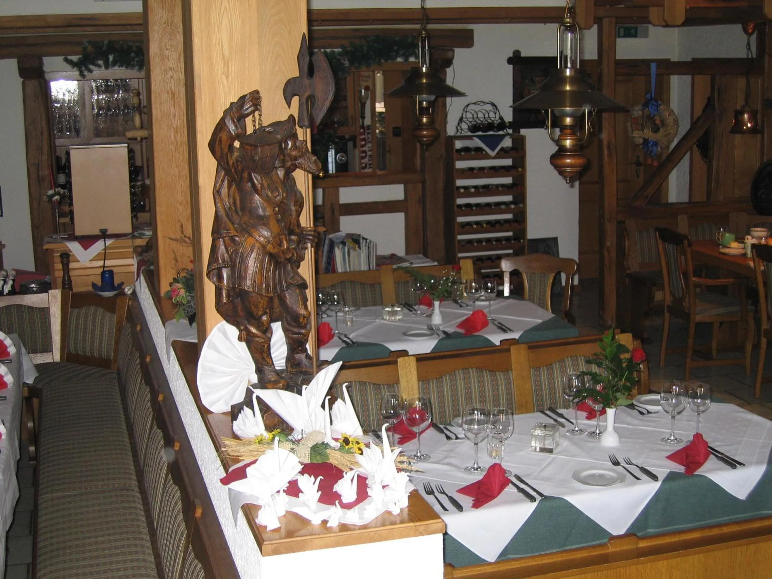 Restaurant/places to eat in Hotel-Restaurant-Pfaelzer-Stuben