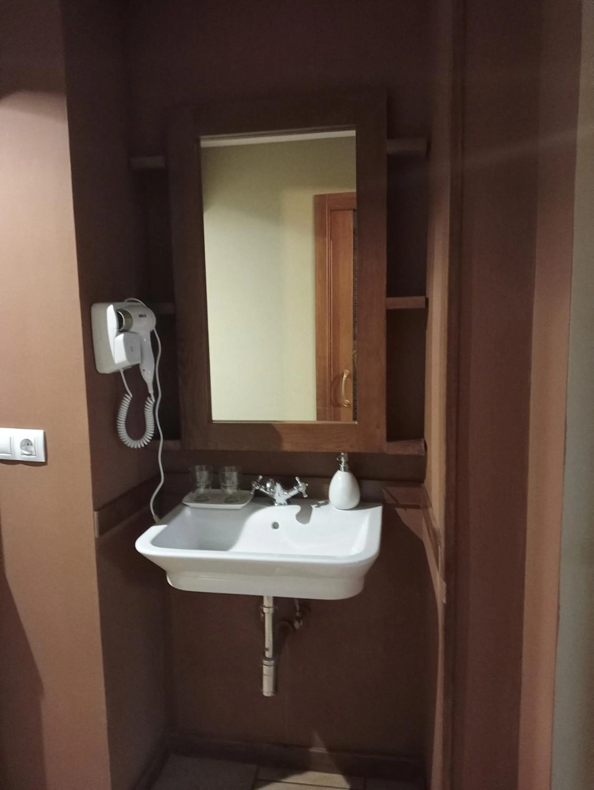 Superior Double Room in Hostal Medievo