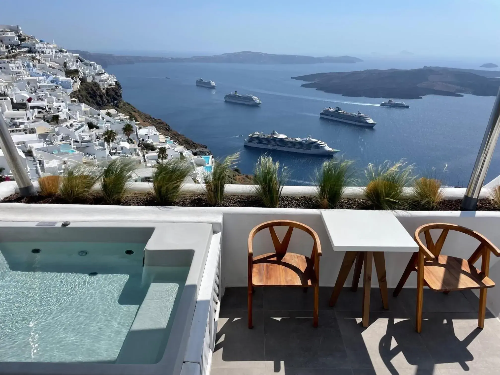 Superior Suite with Caldera View in Nomikos Villas Superior Suite with Caldera View in Nomikos Villas