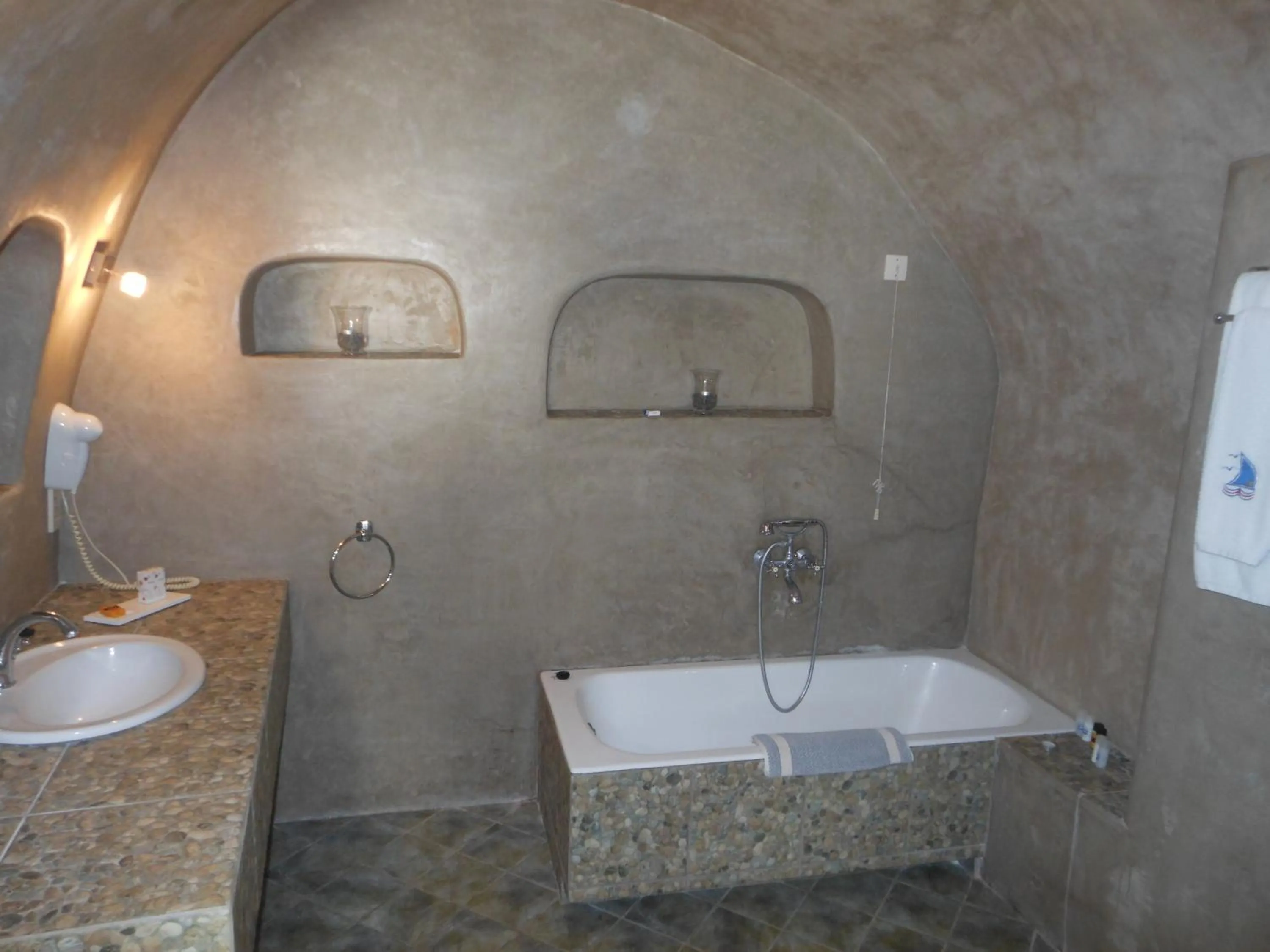 Bathroom in Nomikos Villas