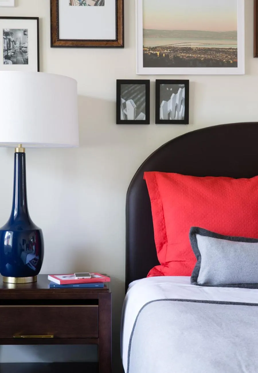 Property building, Bed in LiA Hotel