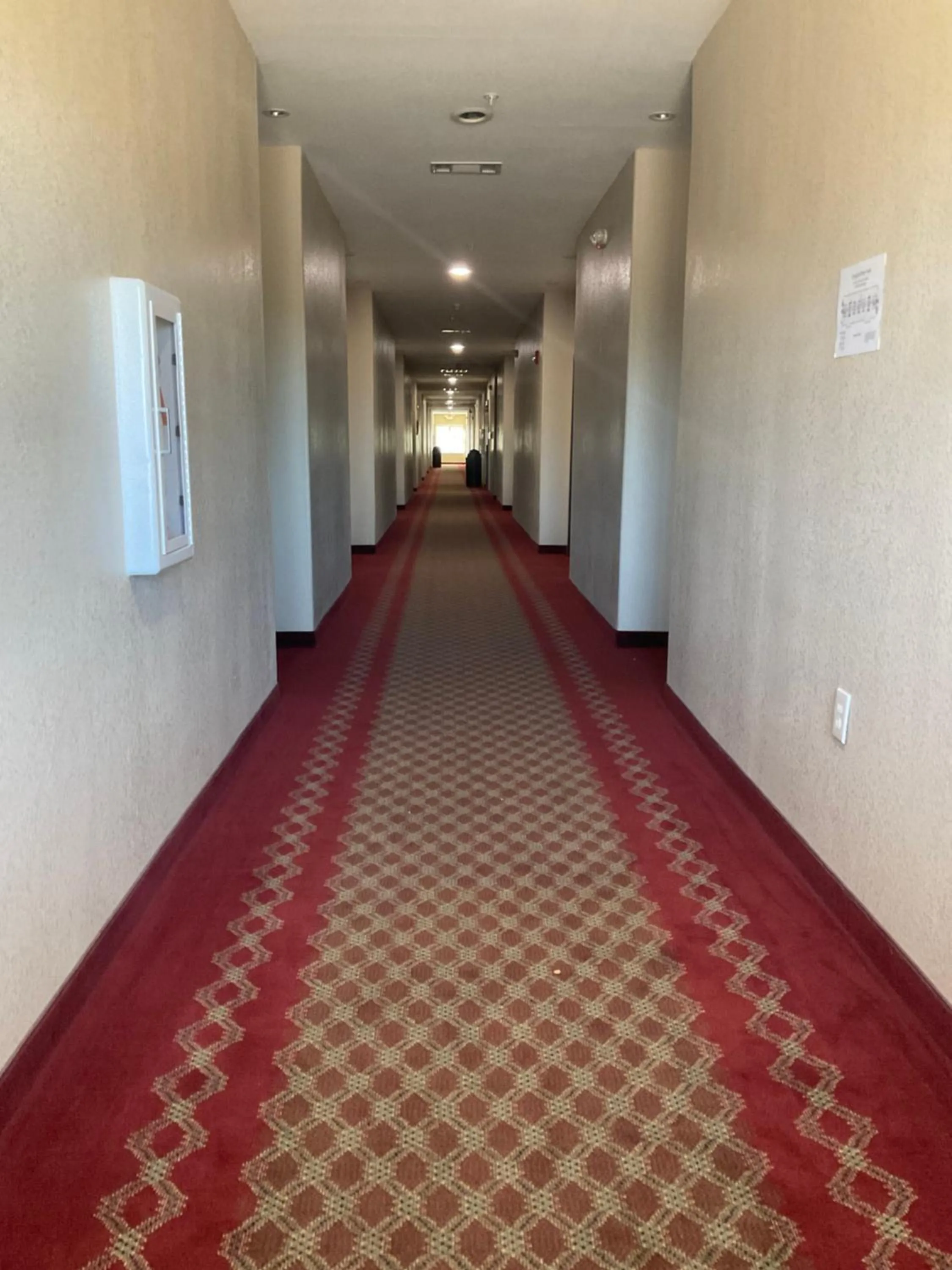 Property building in Yorktown Inn and Suites