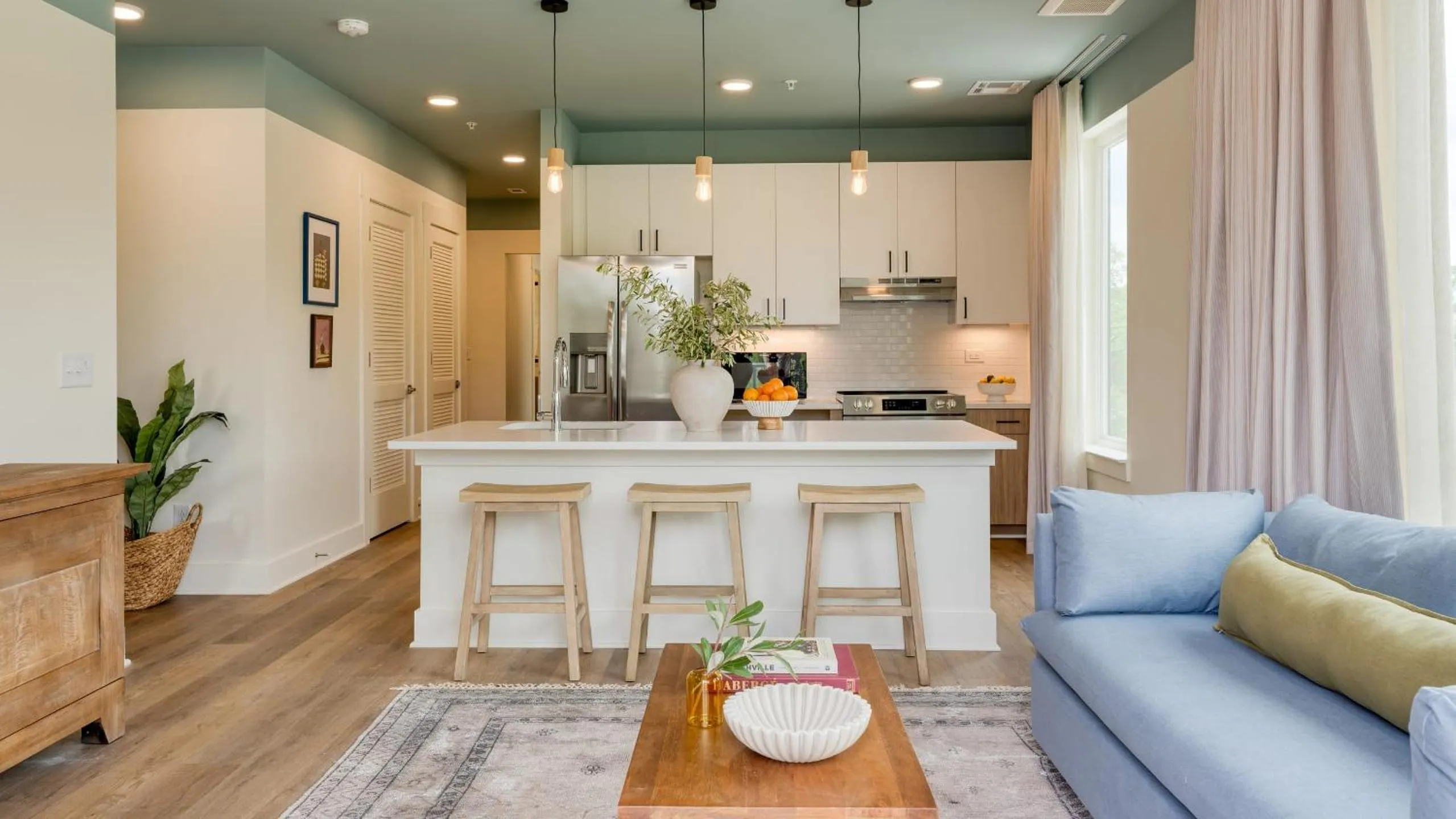 Kitchen or kitchenette in The Gilmore, an AvantStay Hotel