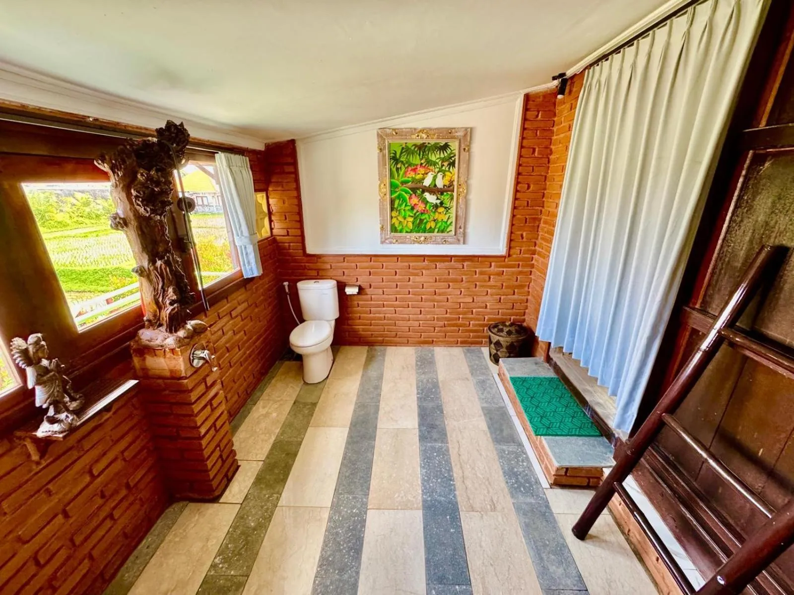 Bathroom in Junjungan Suite