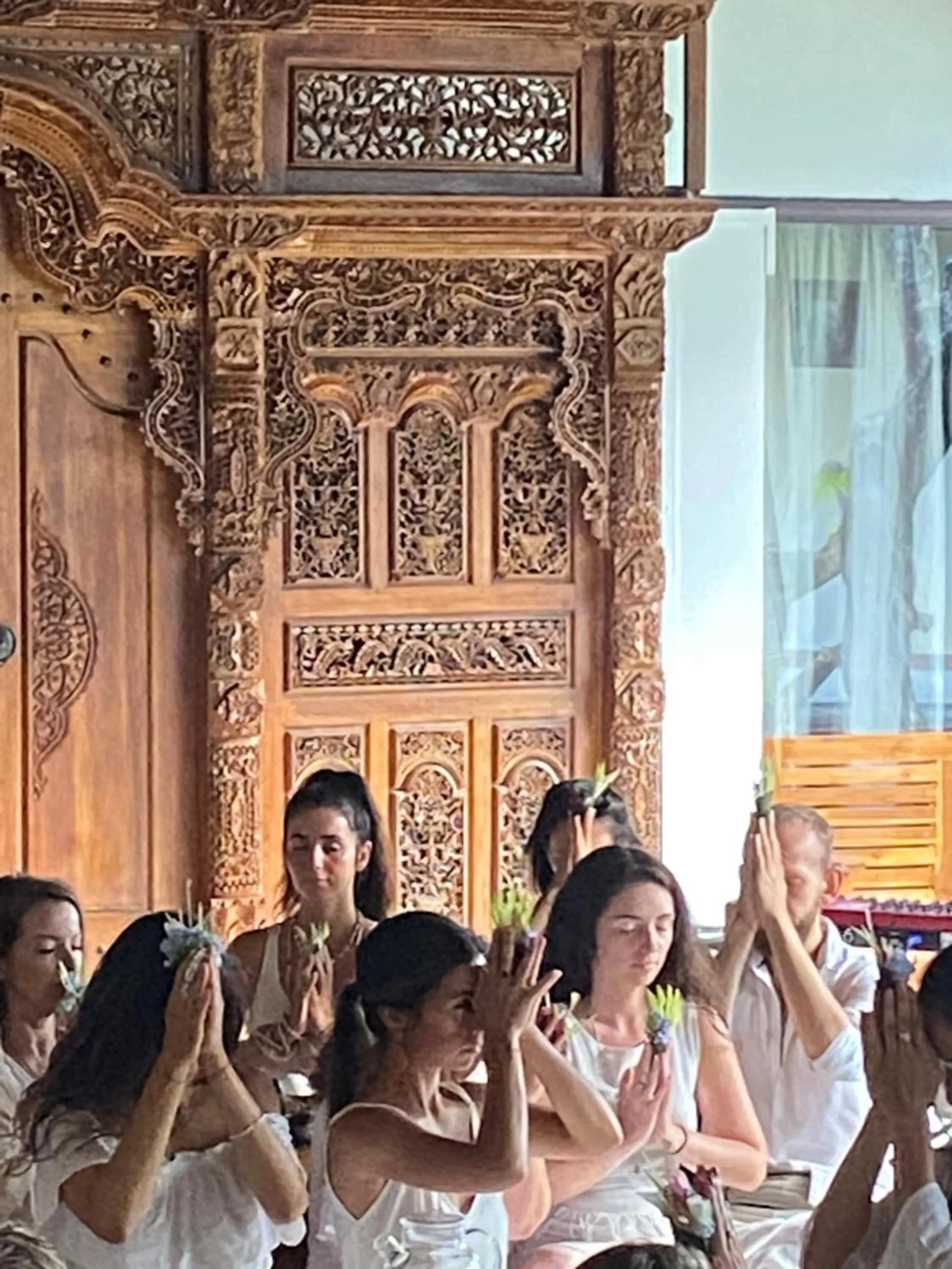 group of guests in Junjungan Suite