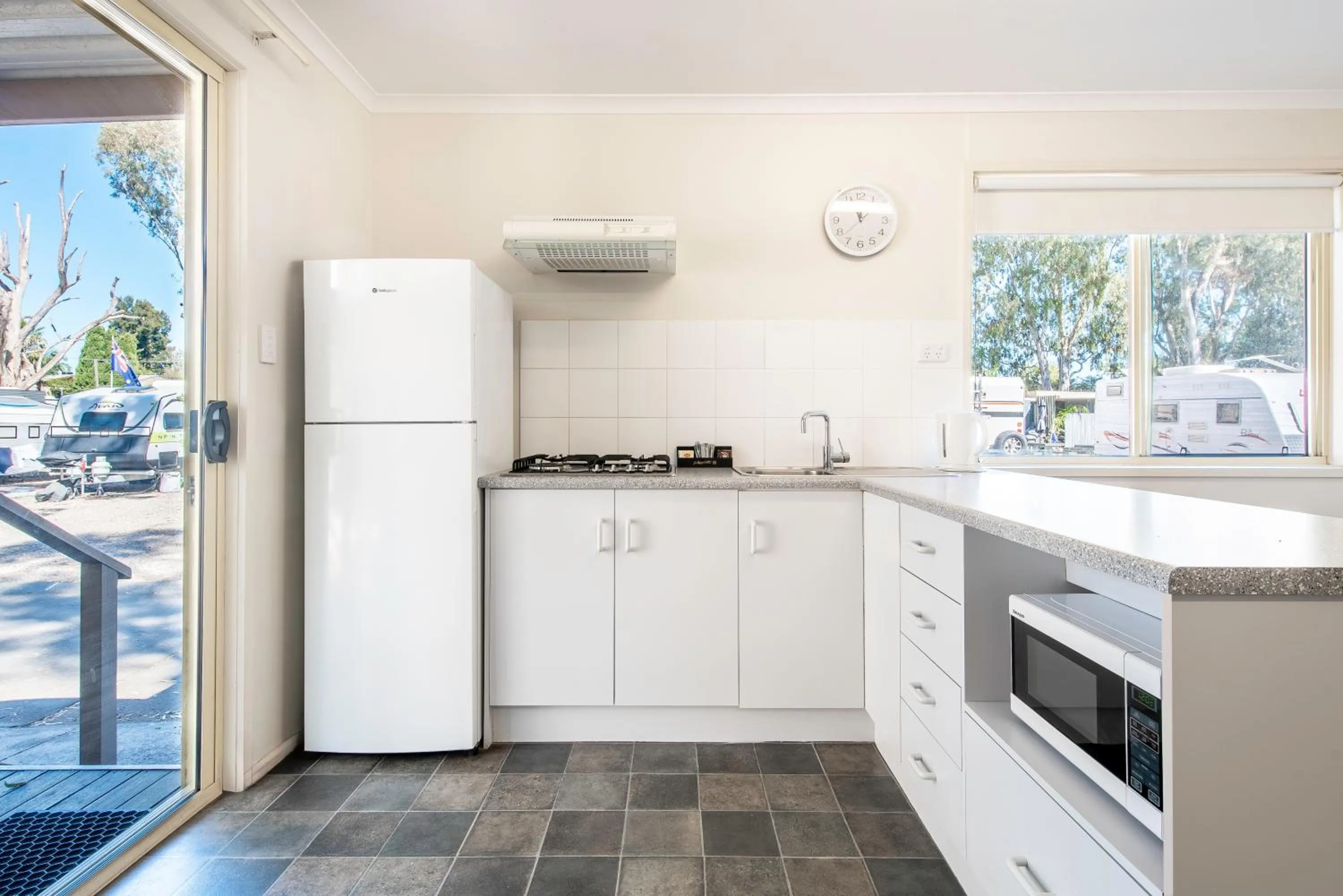 Kitchen or kitchenette in Echo Holiday Parks - Windsor Gardens