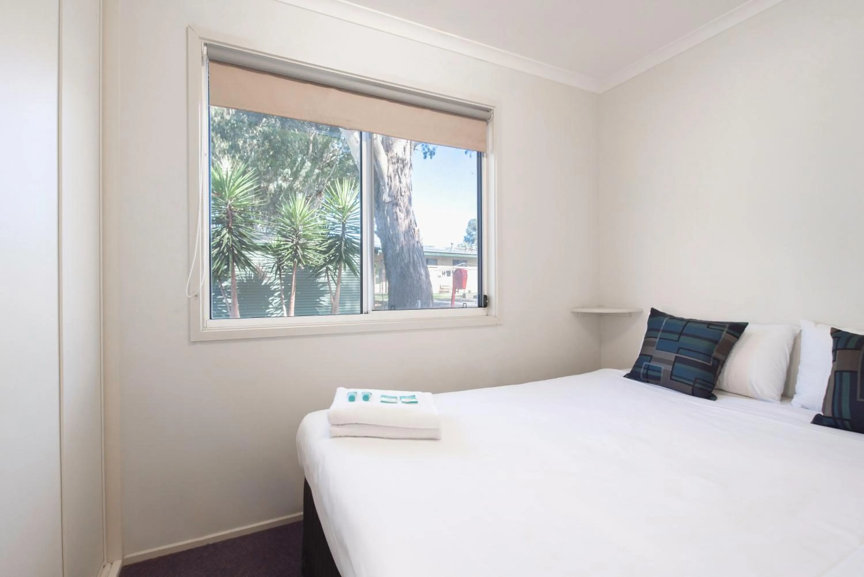 Bedroom, Bed in Echo Holiday Parks - Windsor Gardens