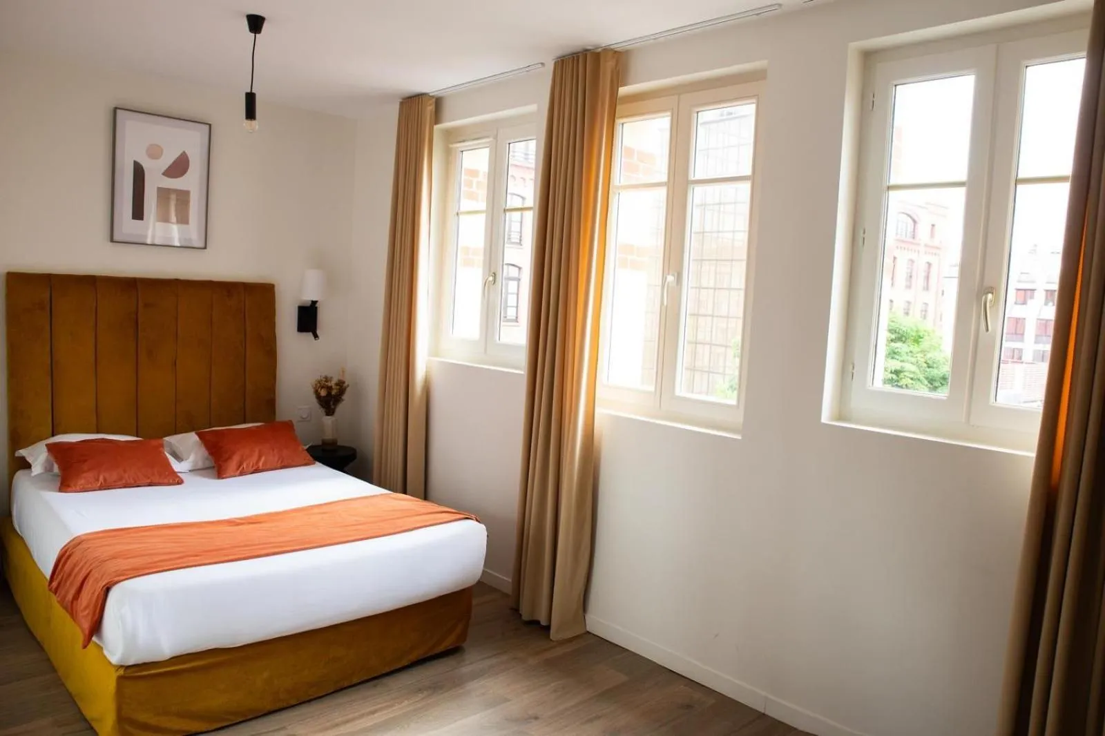 Bed in La Lumière de Paris