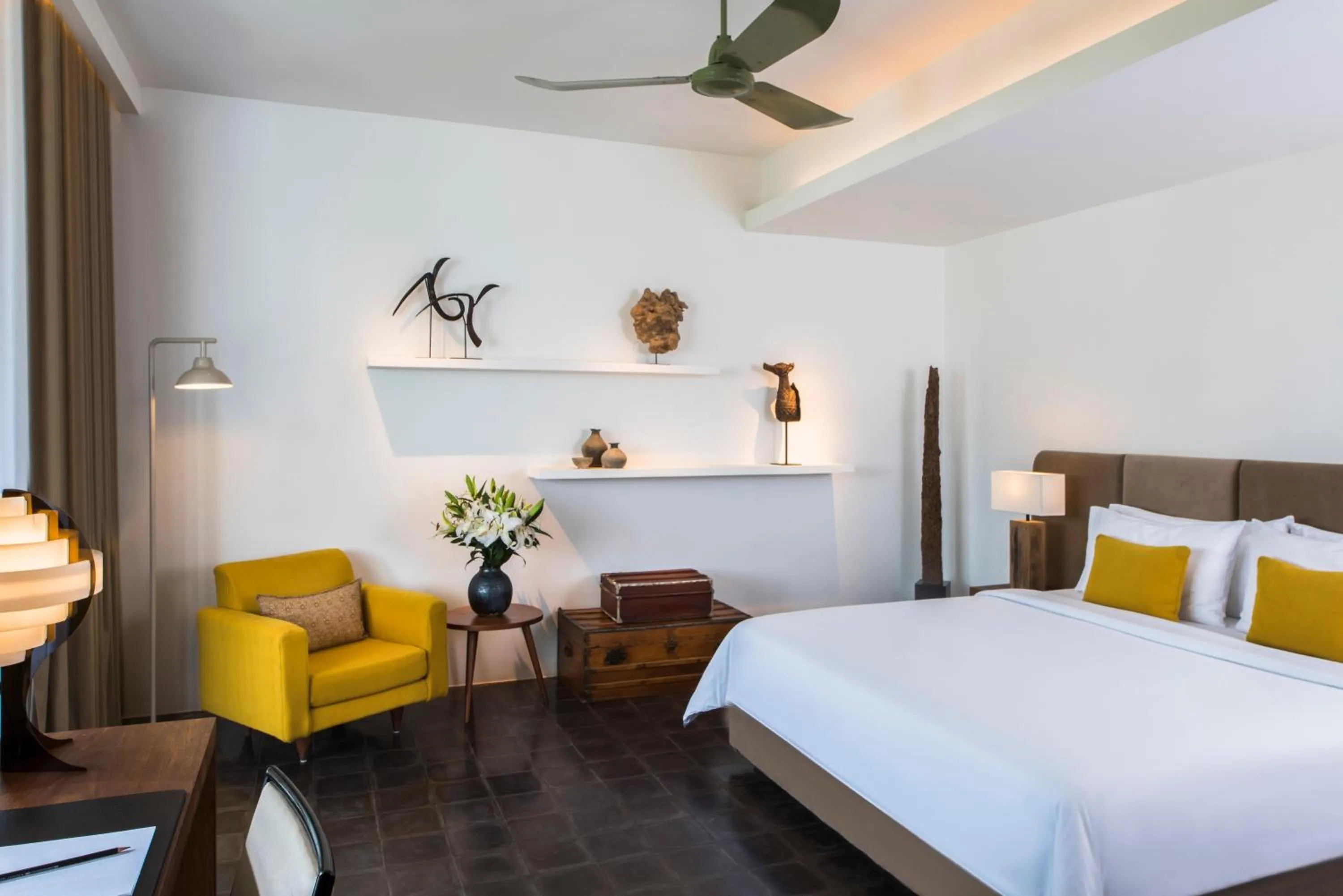 Decorative detail, Bed in Viroth's Hotel