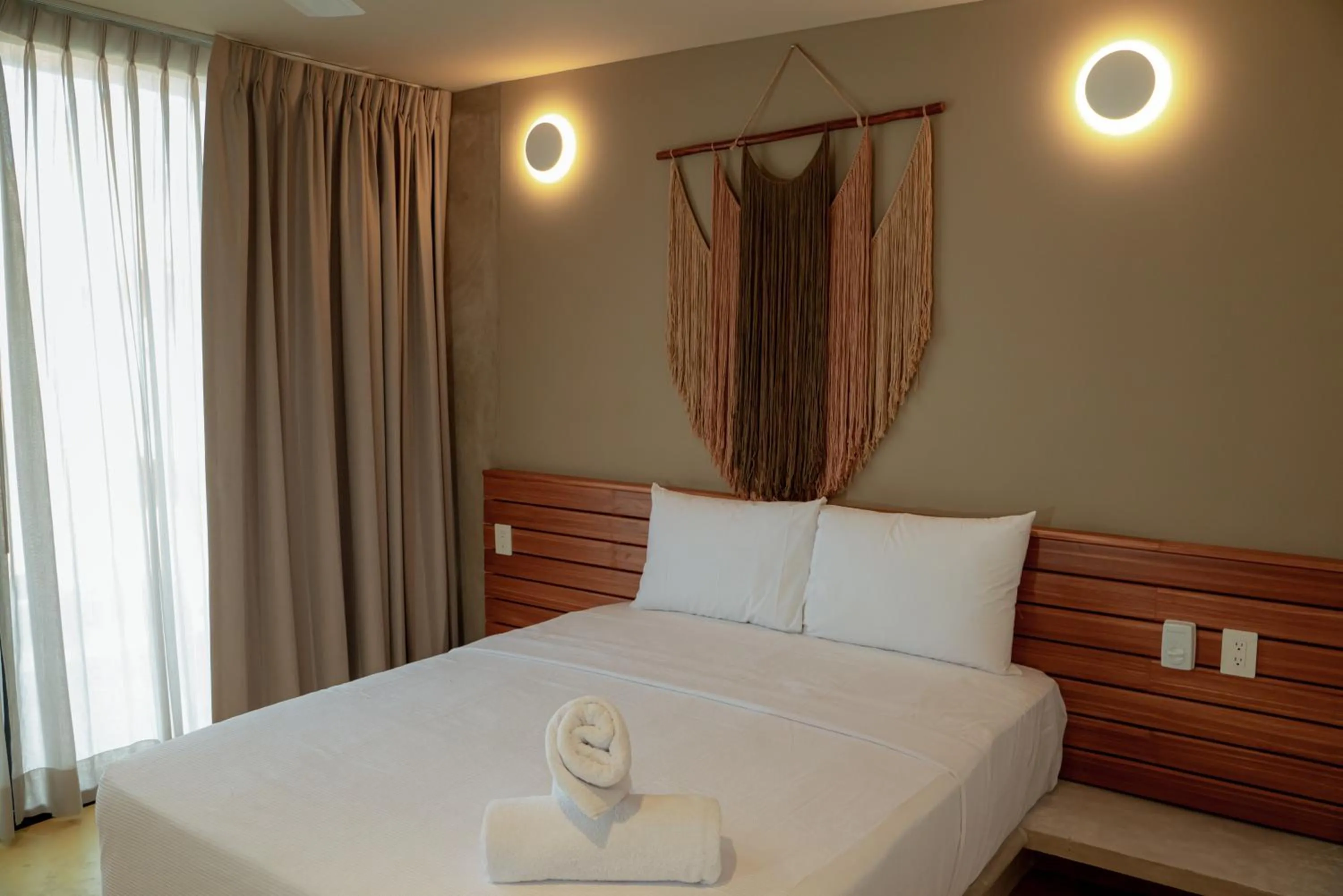 Photo of the whole room, Bed in Unnu