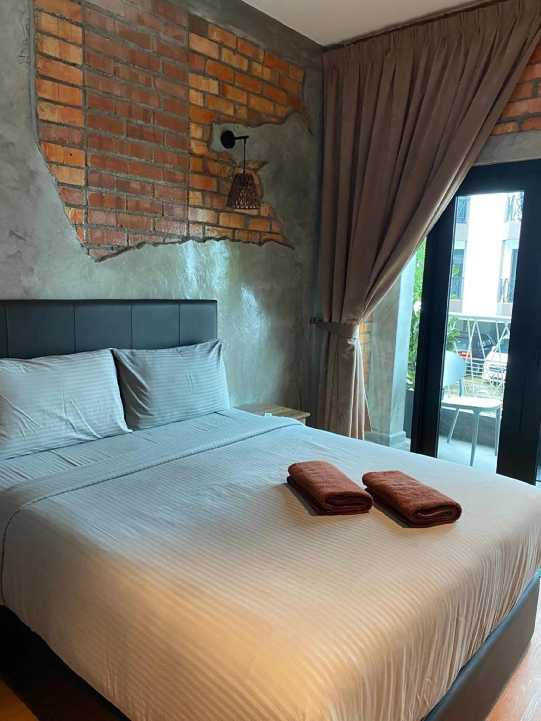 Bed in Bricks Guesthouse