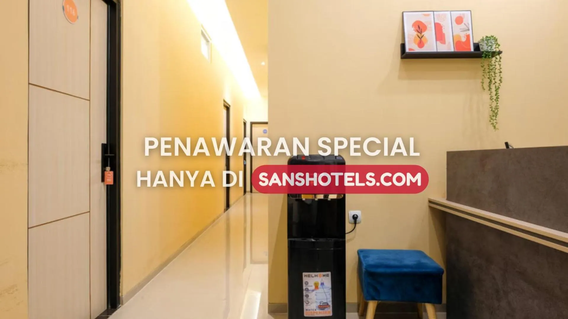 Property building in Sans Hotel Beskalan Malioboro