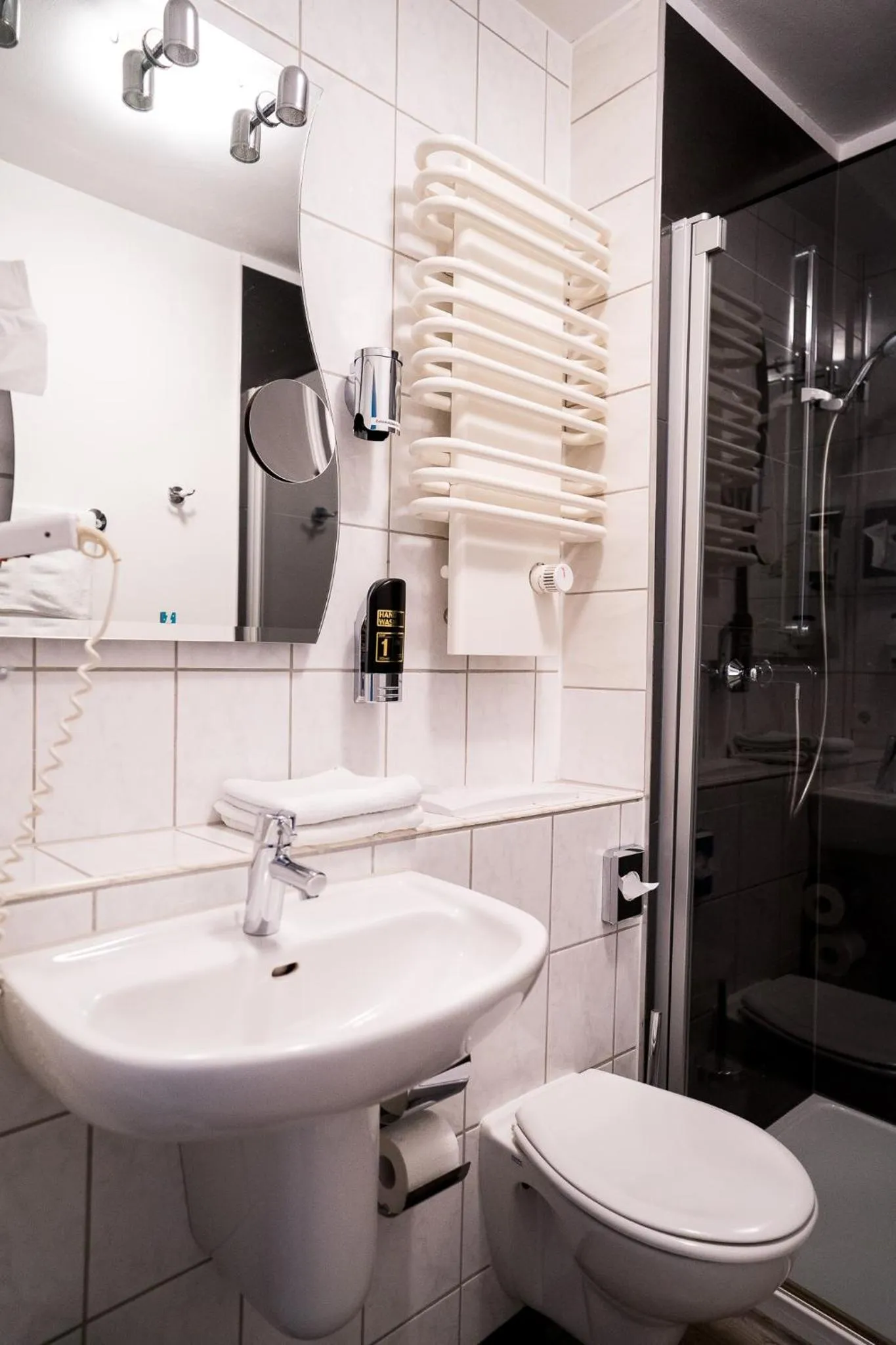 Shower in Trip Inn Parkhotel Bad Ems