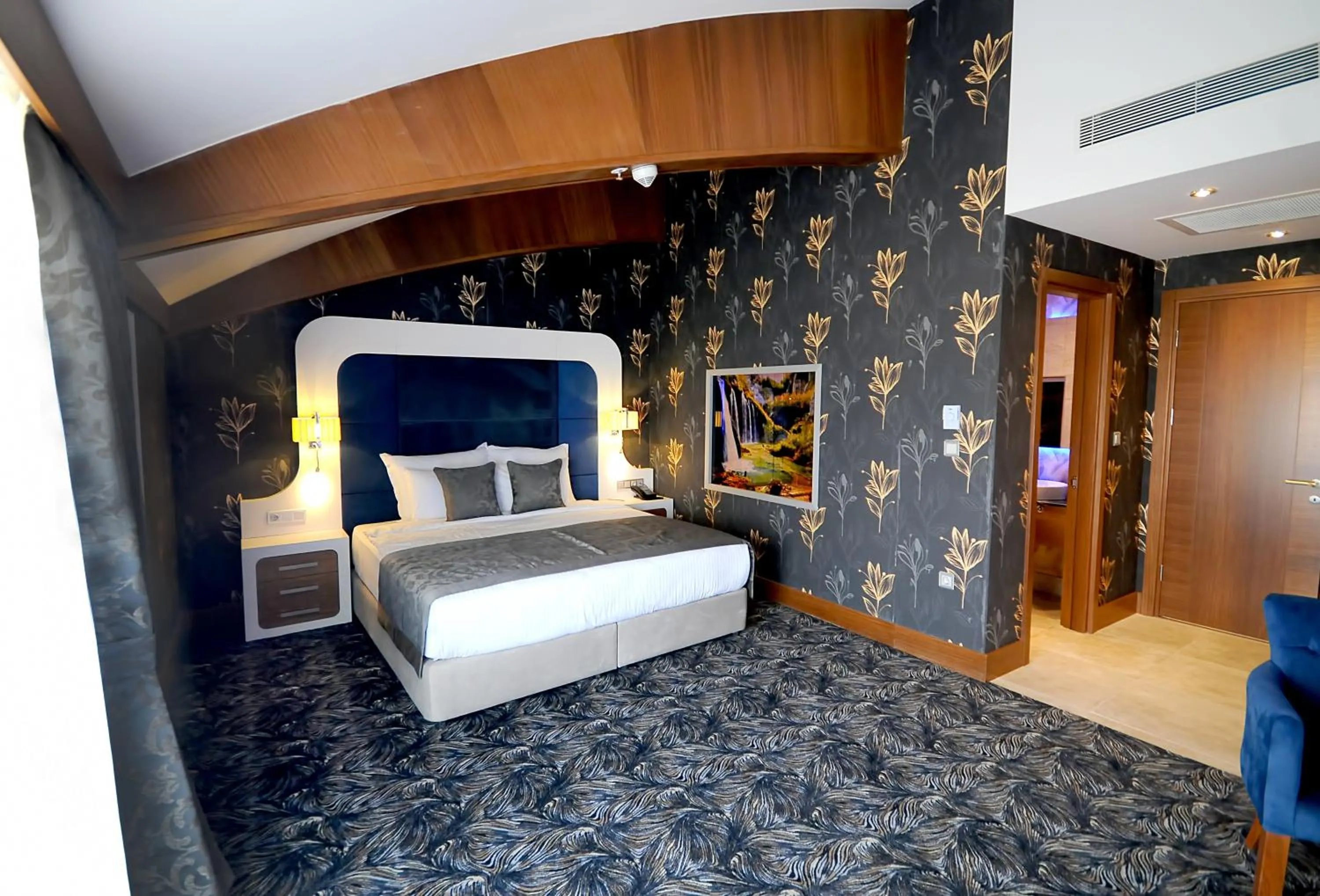 Bedroom, Bed in Elite Hotels Darica Spa & Convention Center