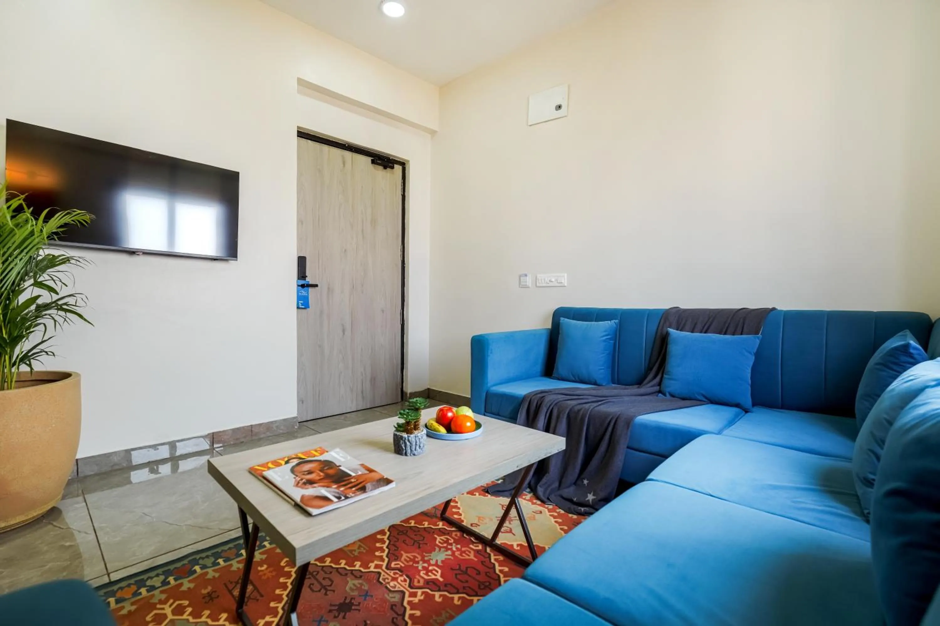 Seating area in Urban Suites by BluSalzz, Jaipur - Rajasthan