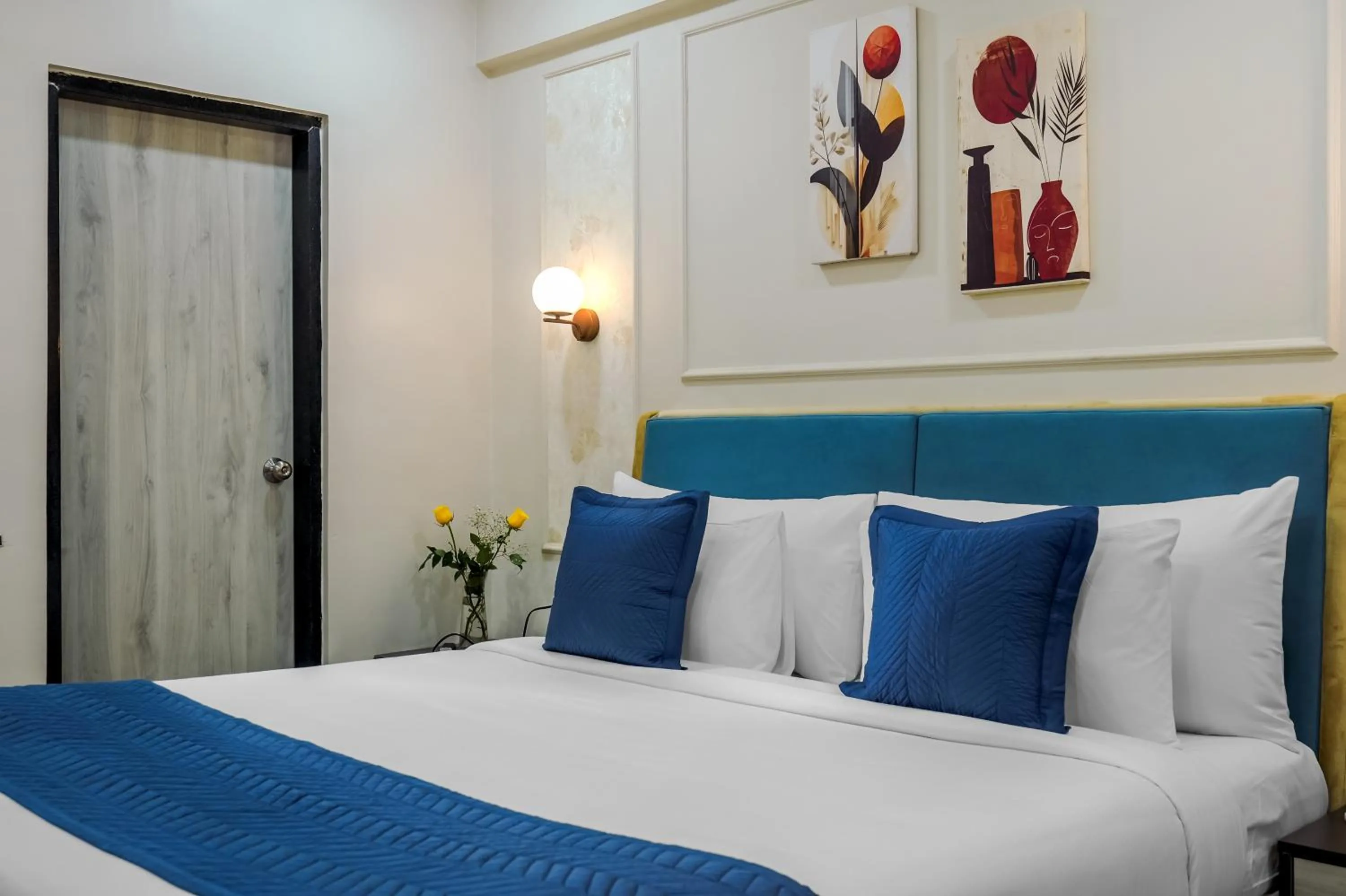 Bedroom, Bed in Urban Suites by BluSalzz, Jaipur - Rajasthan