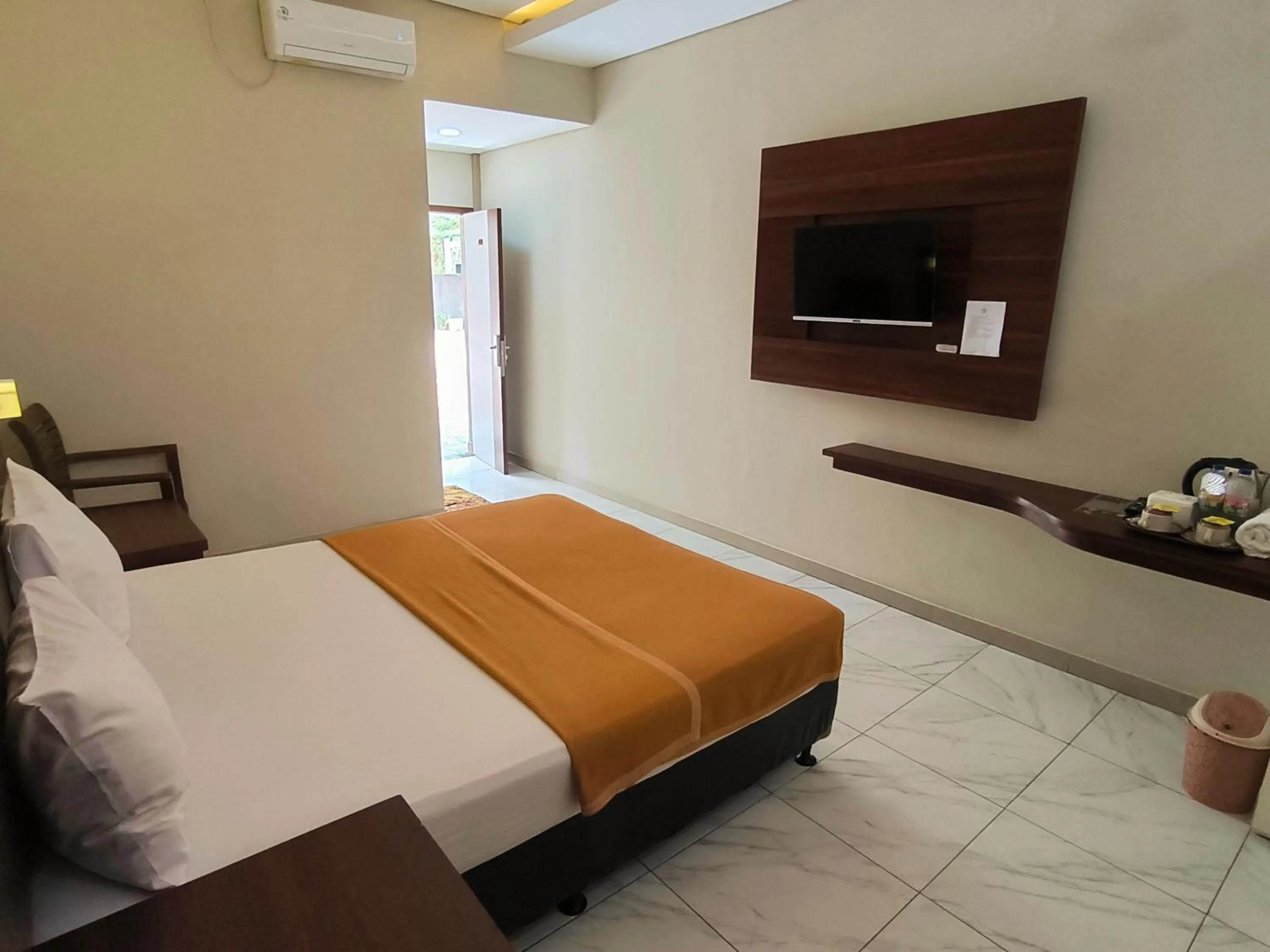 Bed in Bandengan Beach Hotel Jepara 2