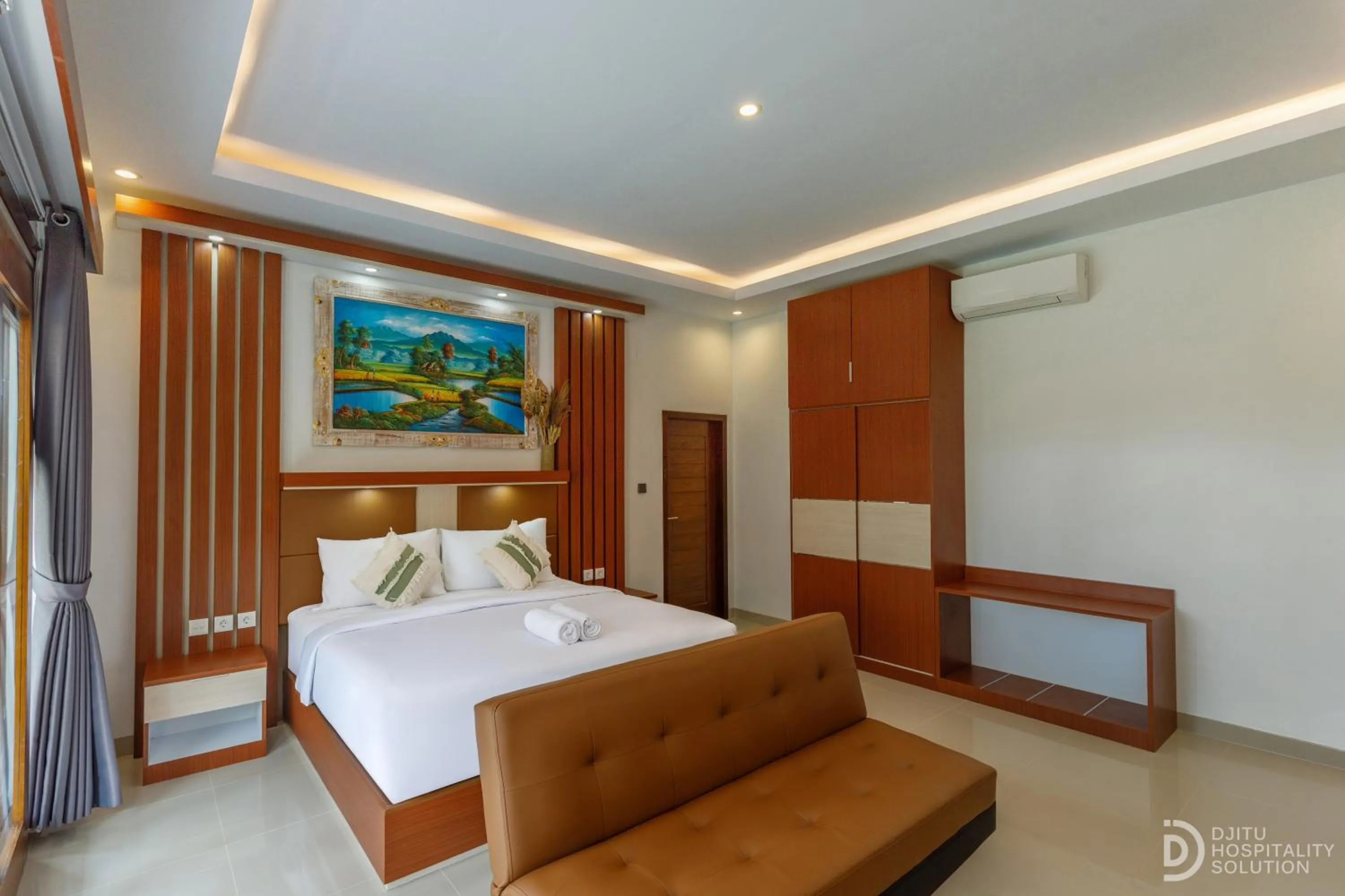 Bedroom, Bed in Coconut Hill Cottage