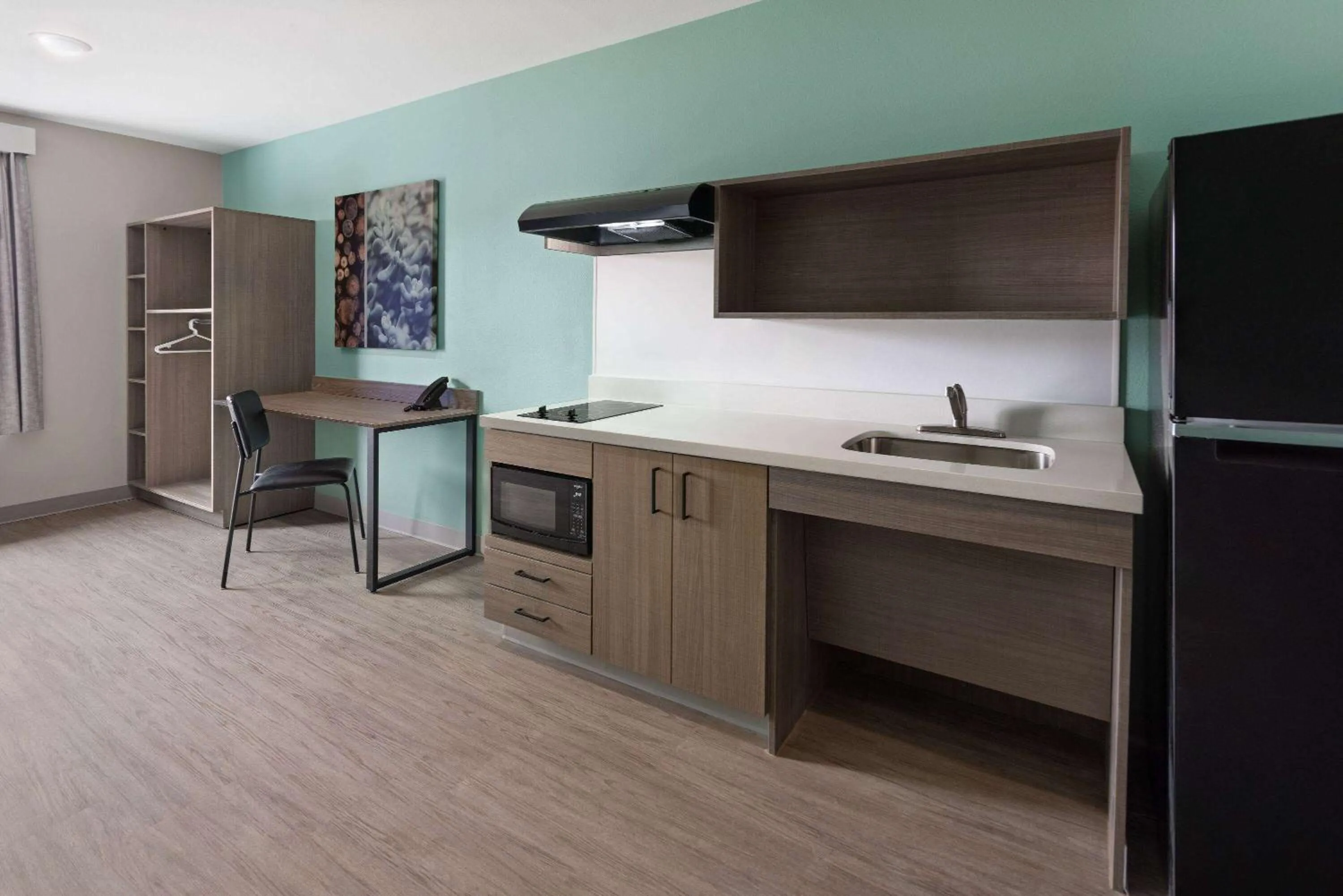 Photo of the whole room in ECHO Suites Extended Stay by Wyndham Richmond West