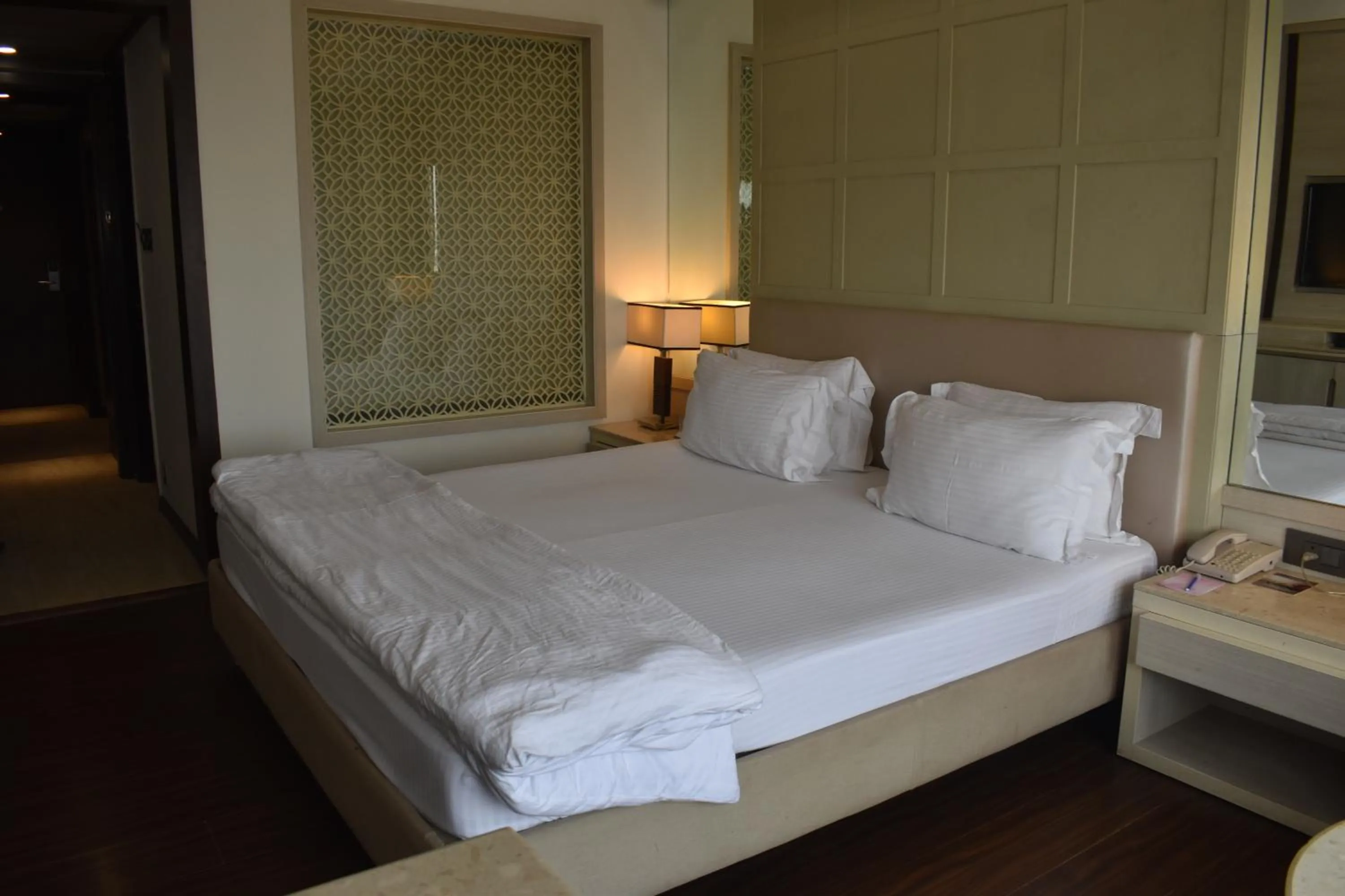 Bed in Chanakya Hotel, Patna