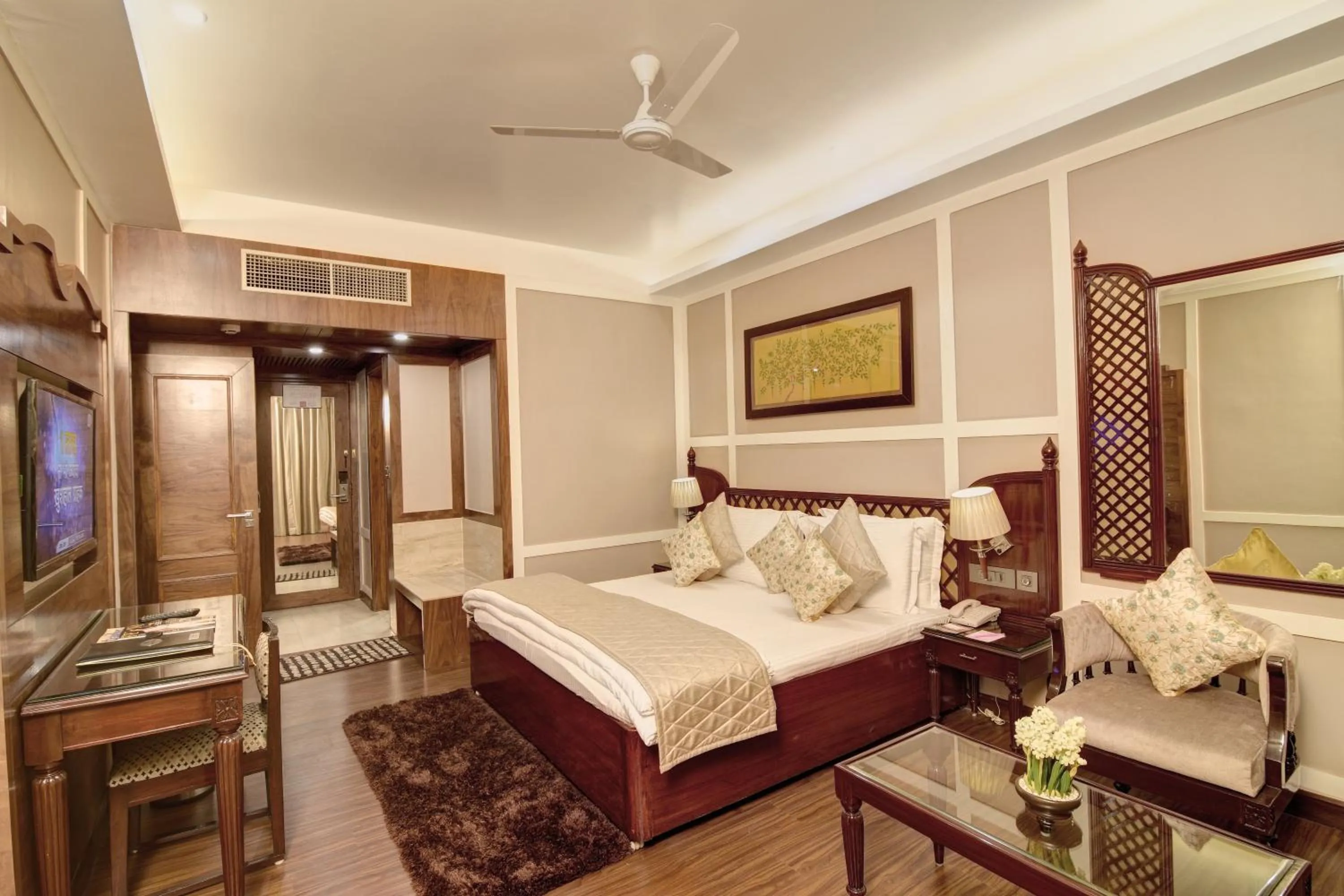 Bed in Chanakya Hotel, Patna