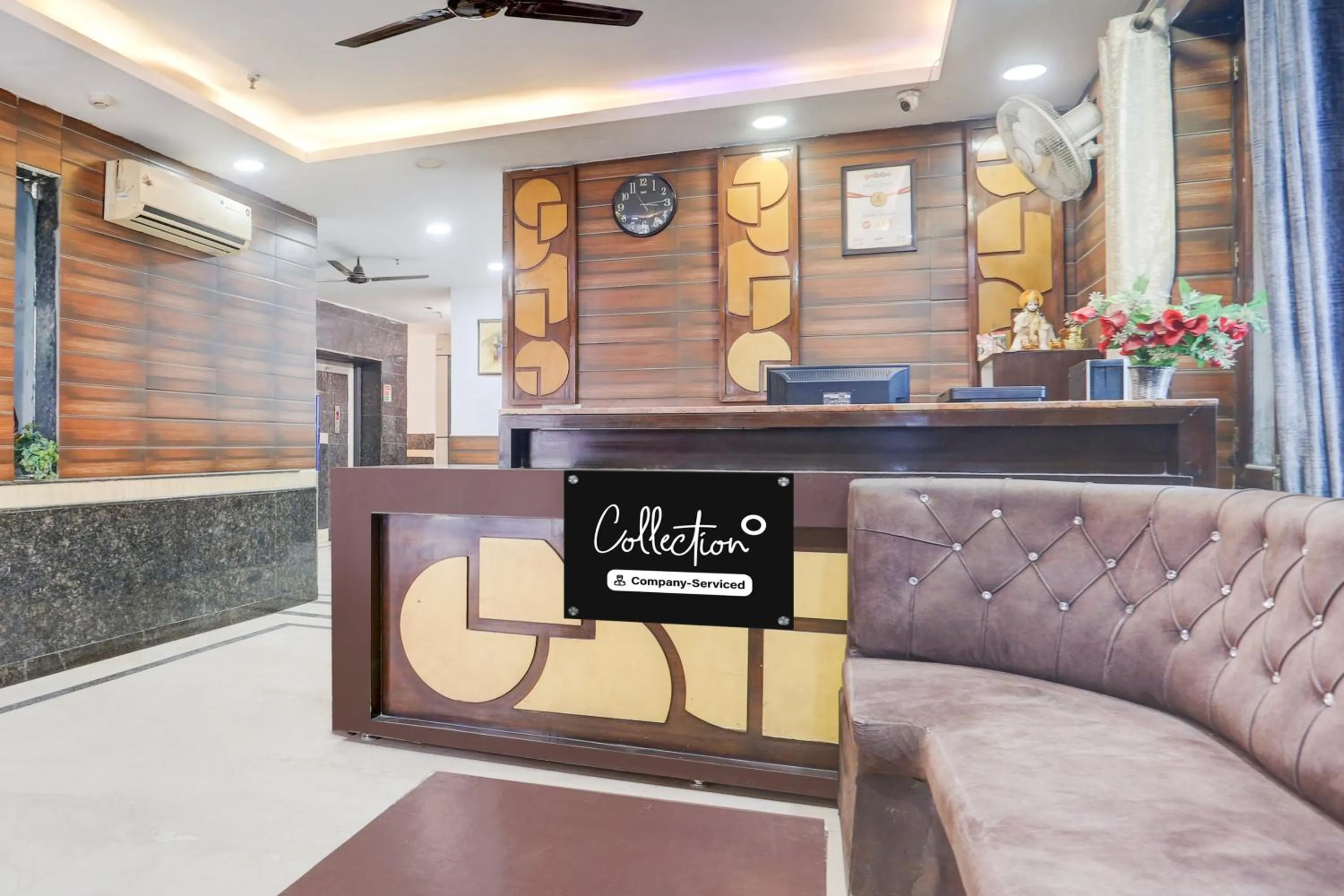 Lobby or reception in Super Collection O Mahipalpur Near Airport Formerly Jindal Palace
