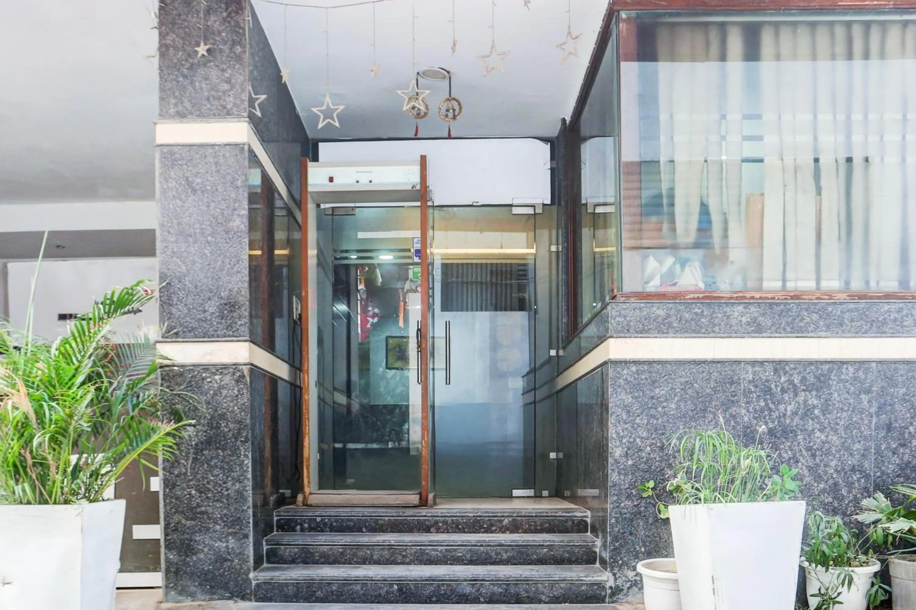 Facade/entrance in Super Collection O Mahipalpur Near Airport Formerly Jindal Palace