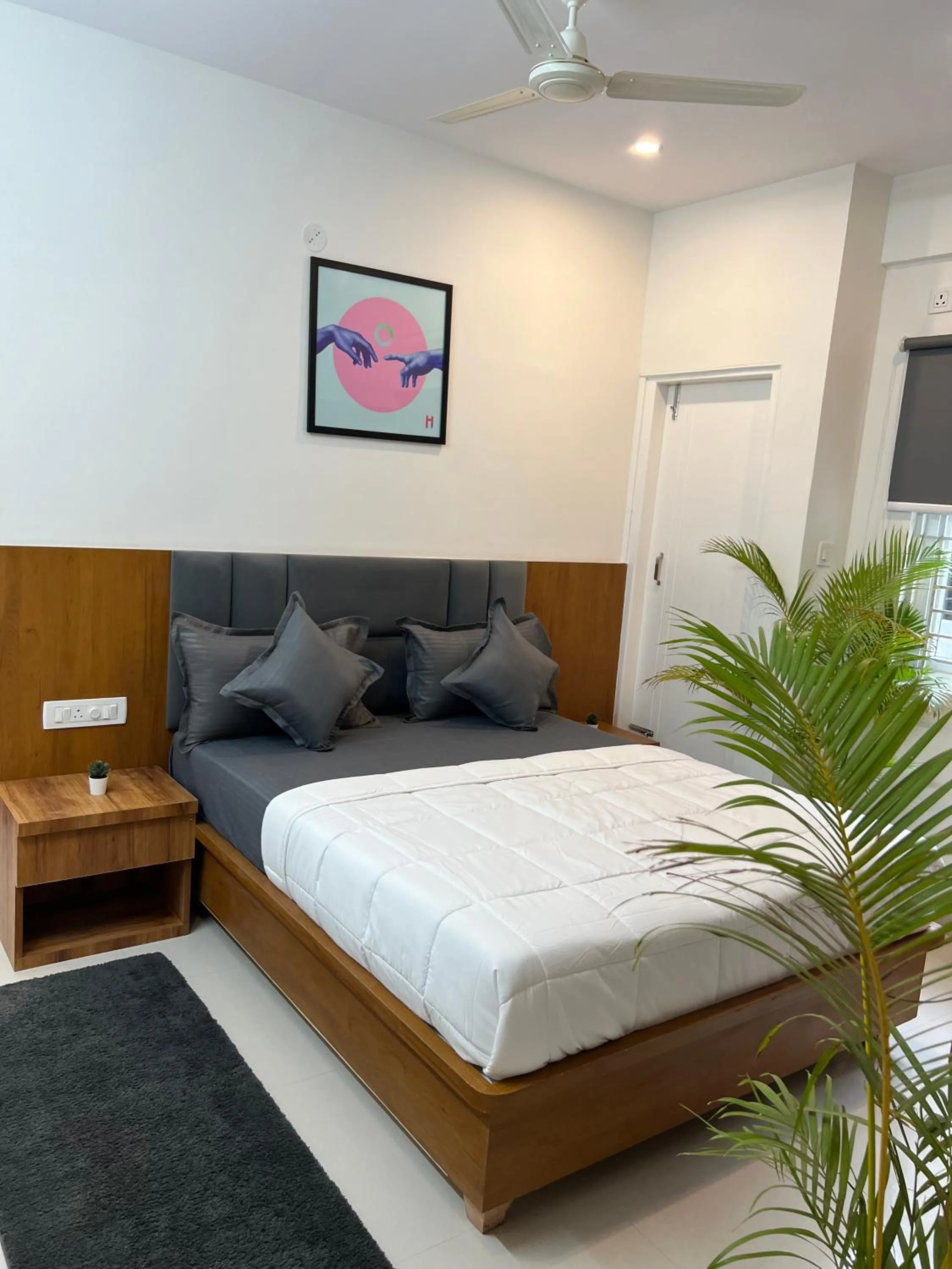 Housr 24 Serviced Apartment Koramangala Bangalore