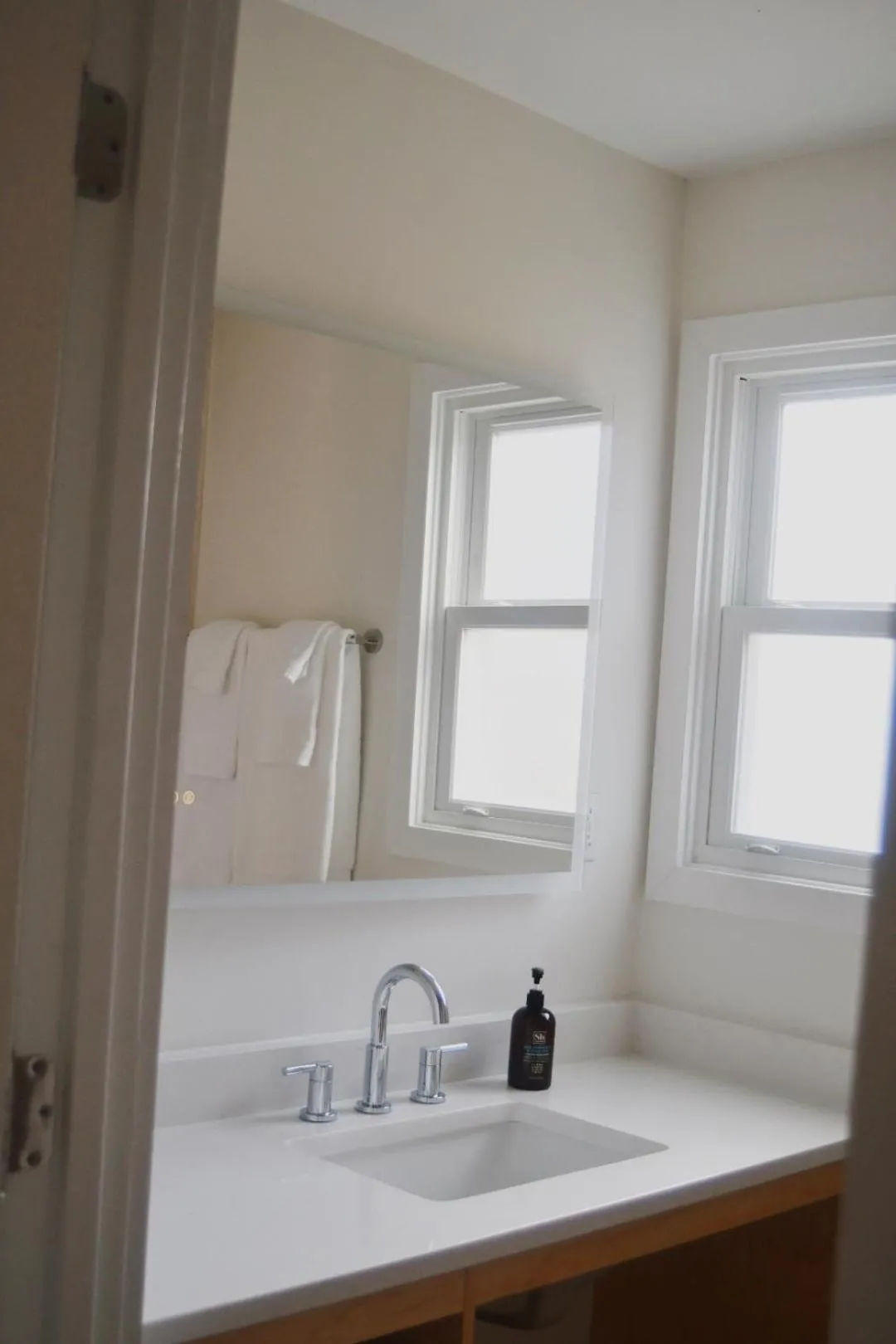 Bathroom in Rochambeau Roadside Inn