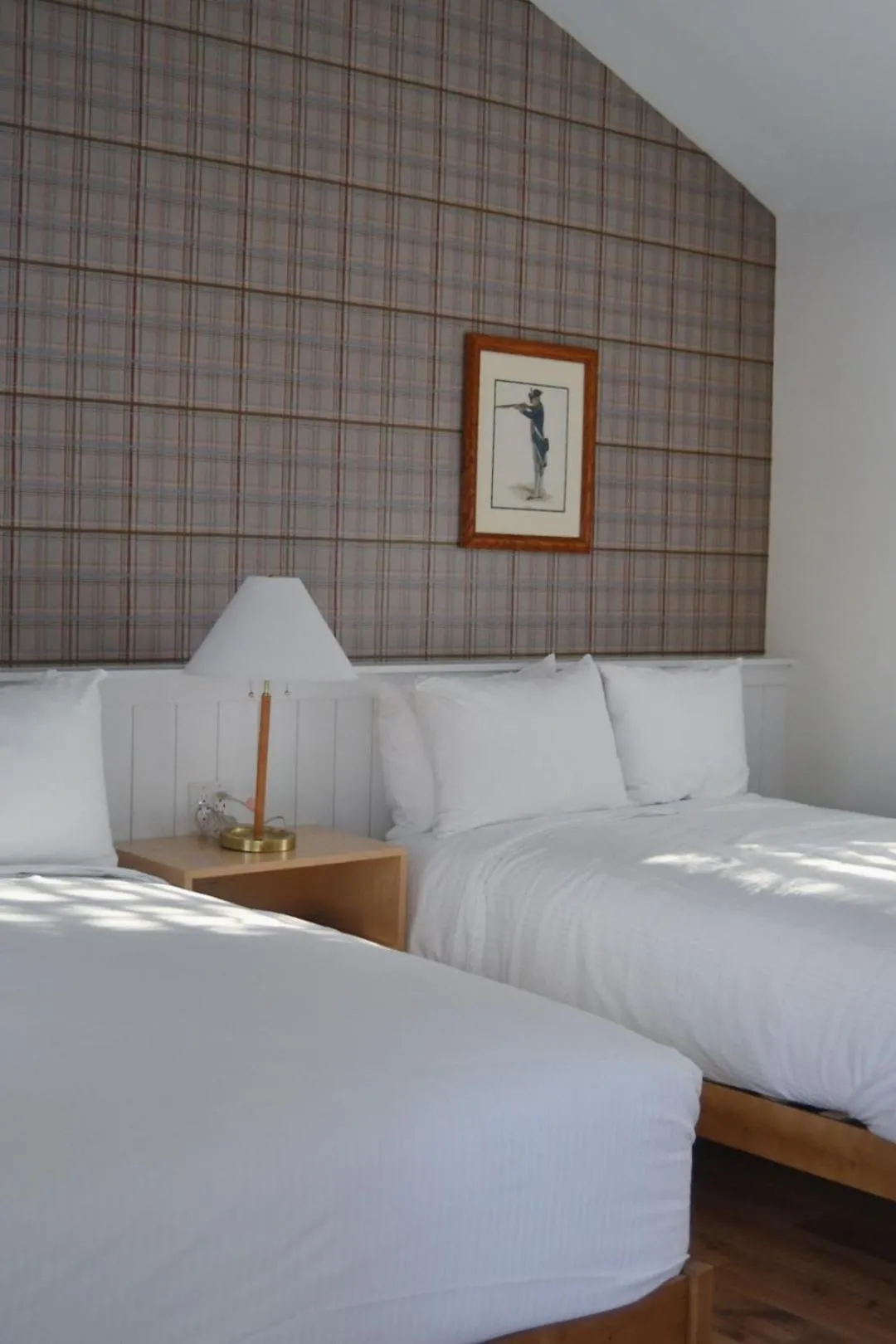 Bedroom, Bed in Rochambeau Roadside Inn