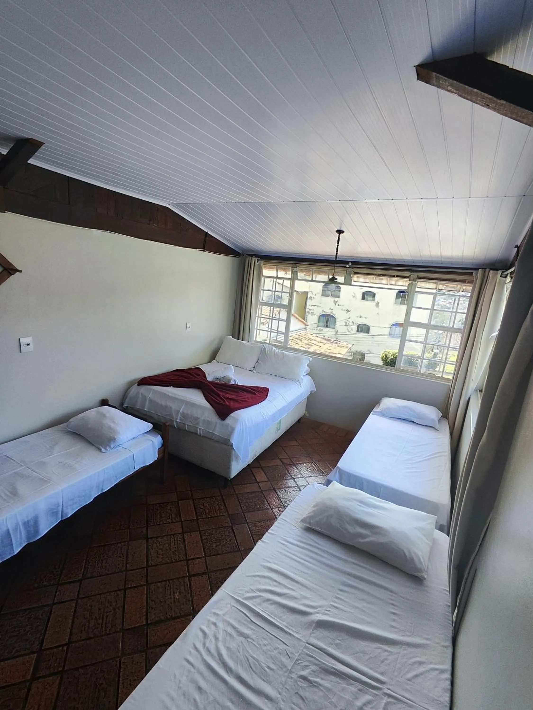 Quadruple Room - single occupancy in Pousada Acayaca