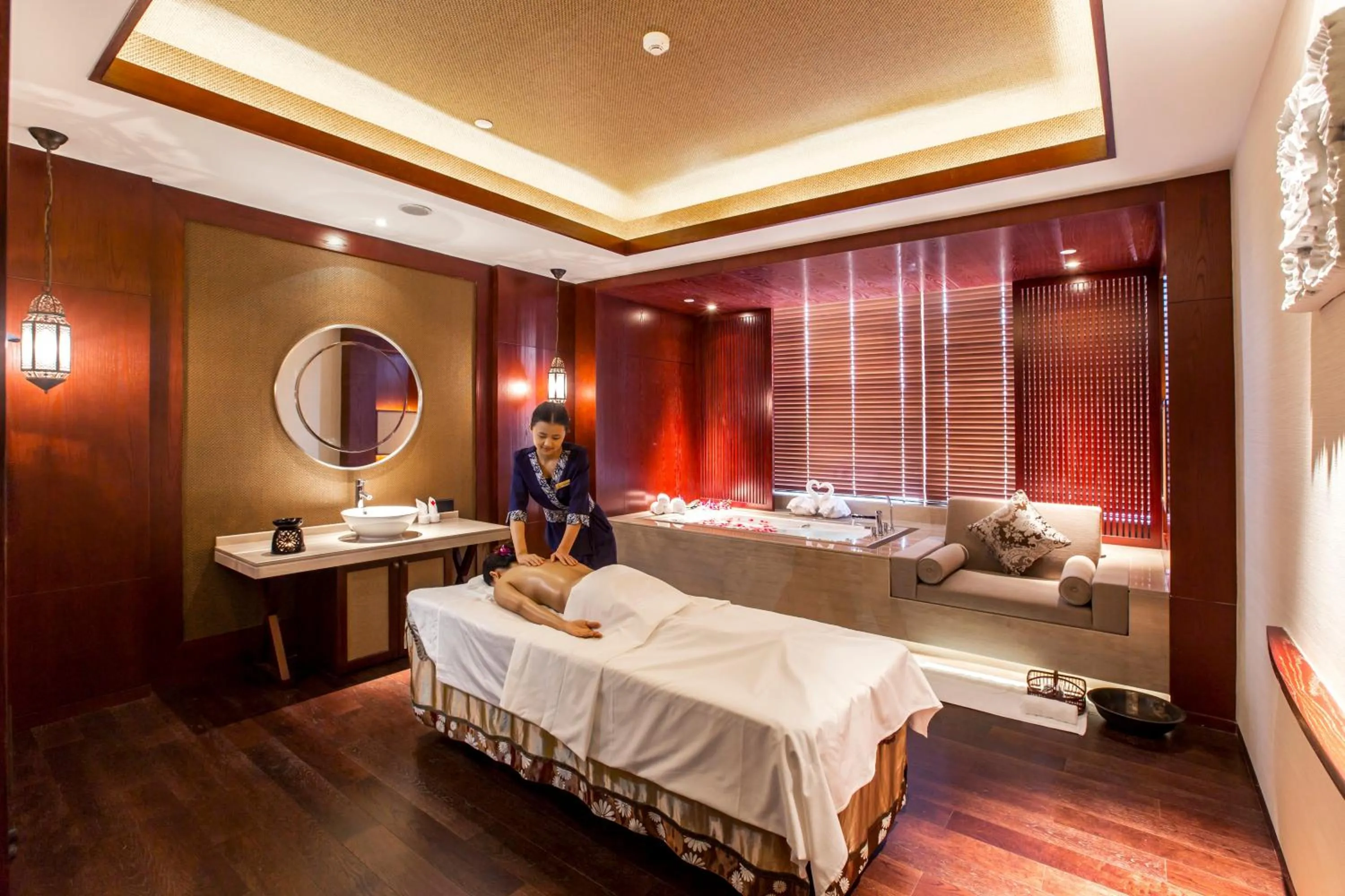 Spa and wellness centre/facilities, Bed in Crowne Plaza Guangzhou Zengcheng, an IHG Hotel