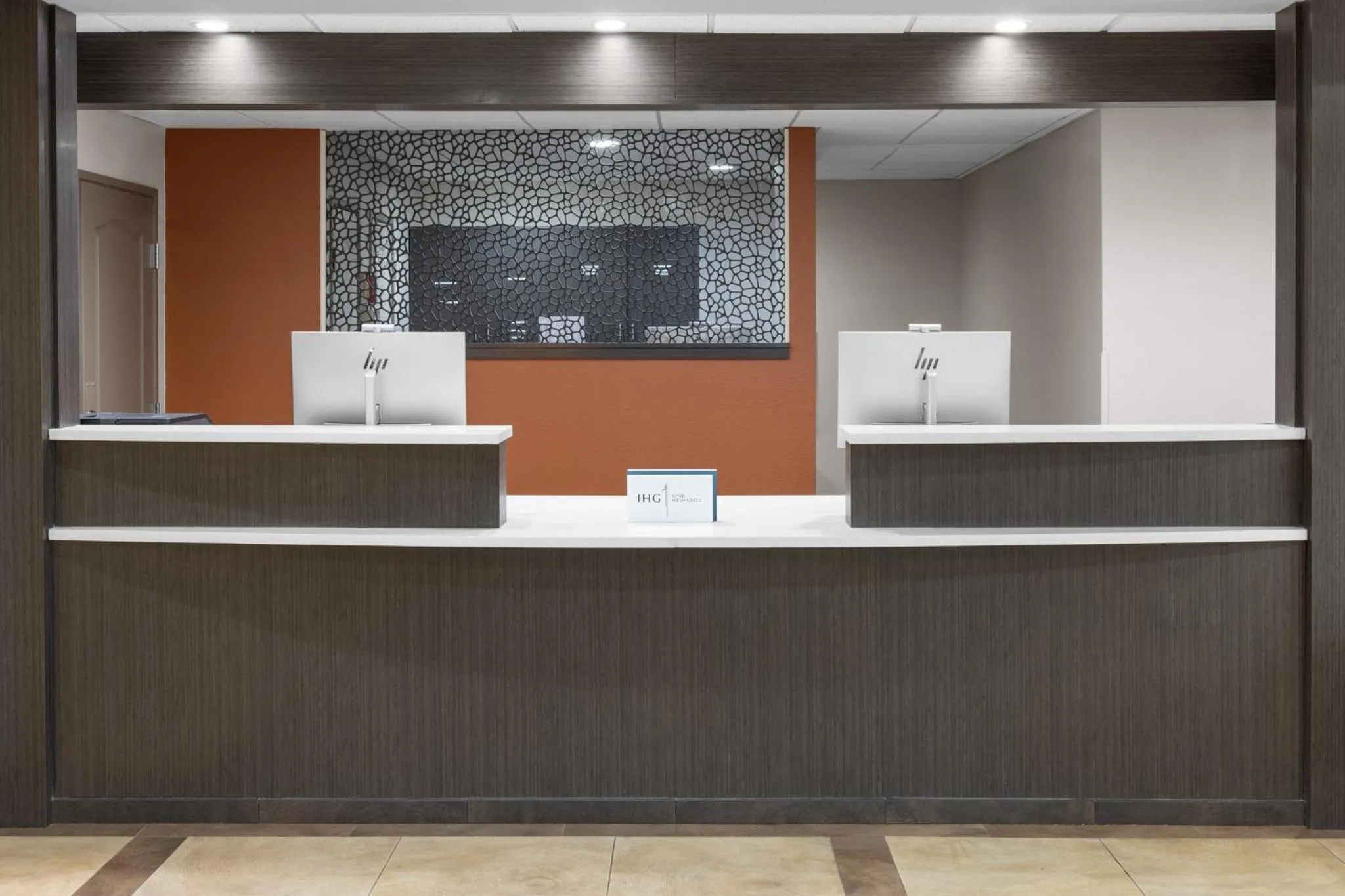 Property building in Candlewood Suites Fort Campbell - Oak Grove by IHG