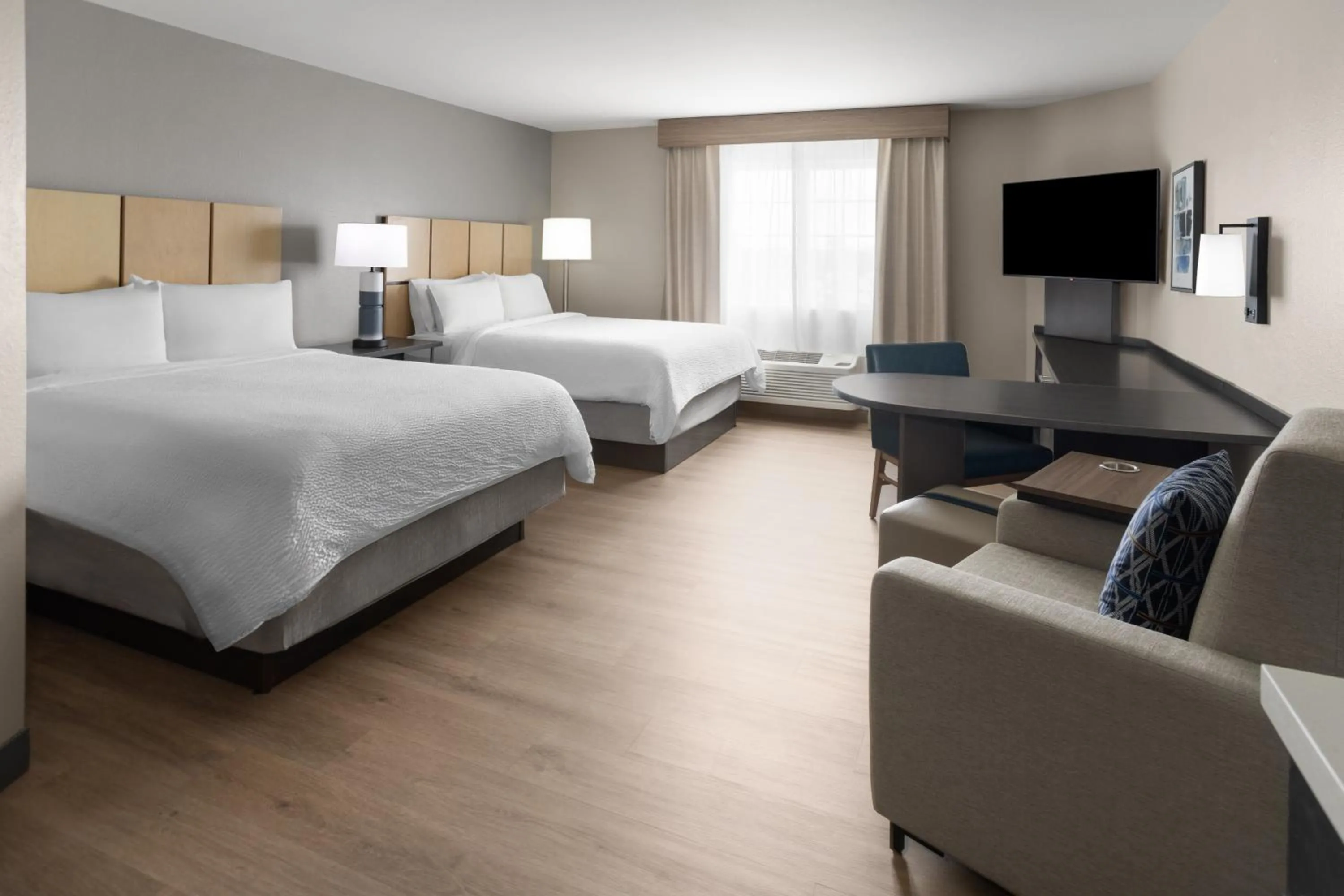 Bed in Candlewood Suites Fort Campbell - Oak Grove by IHG