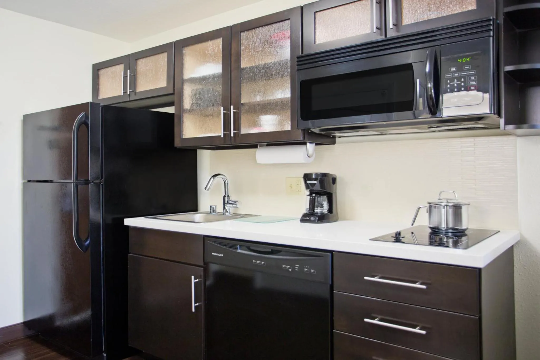 Photo of the whole room in Candlewood Suites Fort Campbell - Oak Grove by IHG