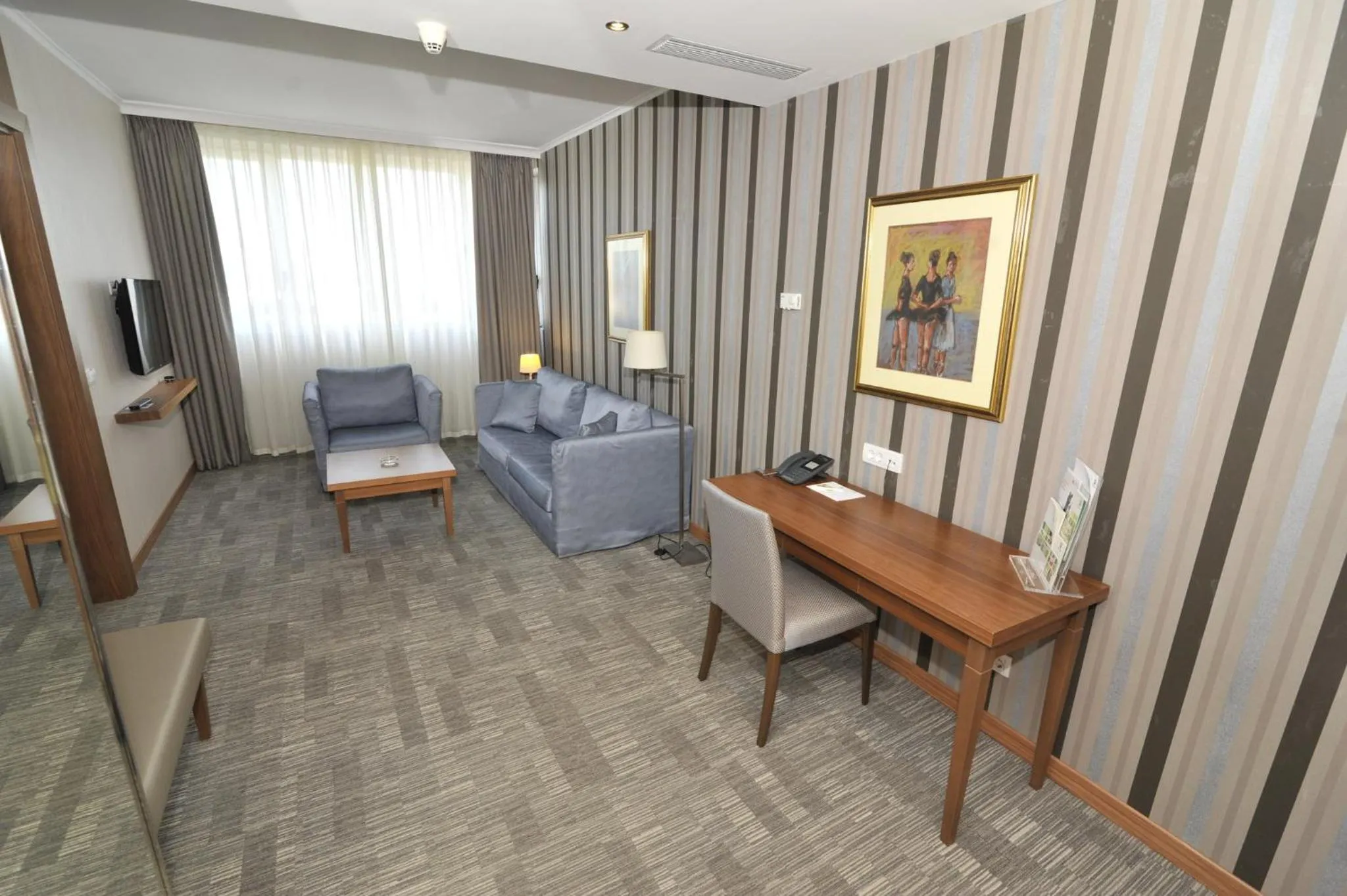 Photo of the whole room in Holiday Inn Skopje by IHG