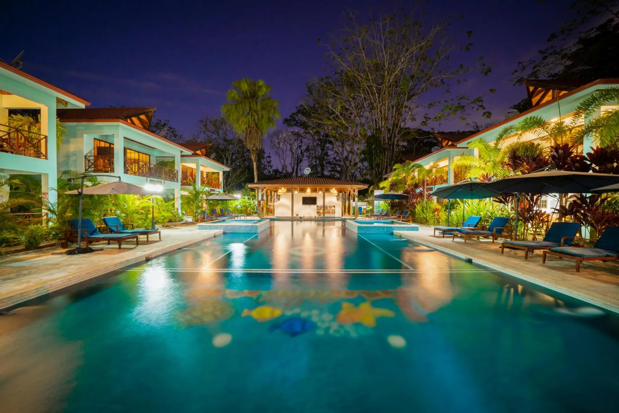 Night in Bungalows Beachfront Hotel