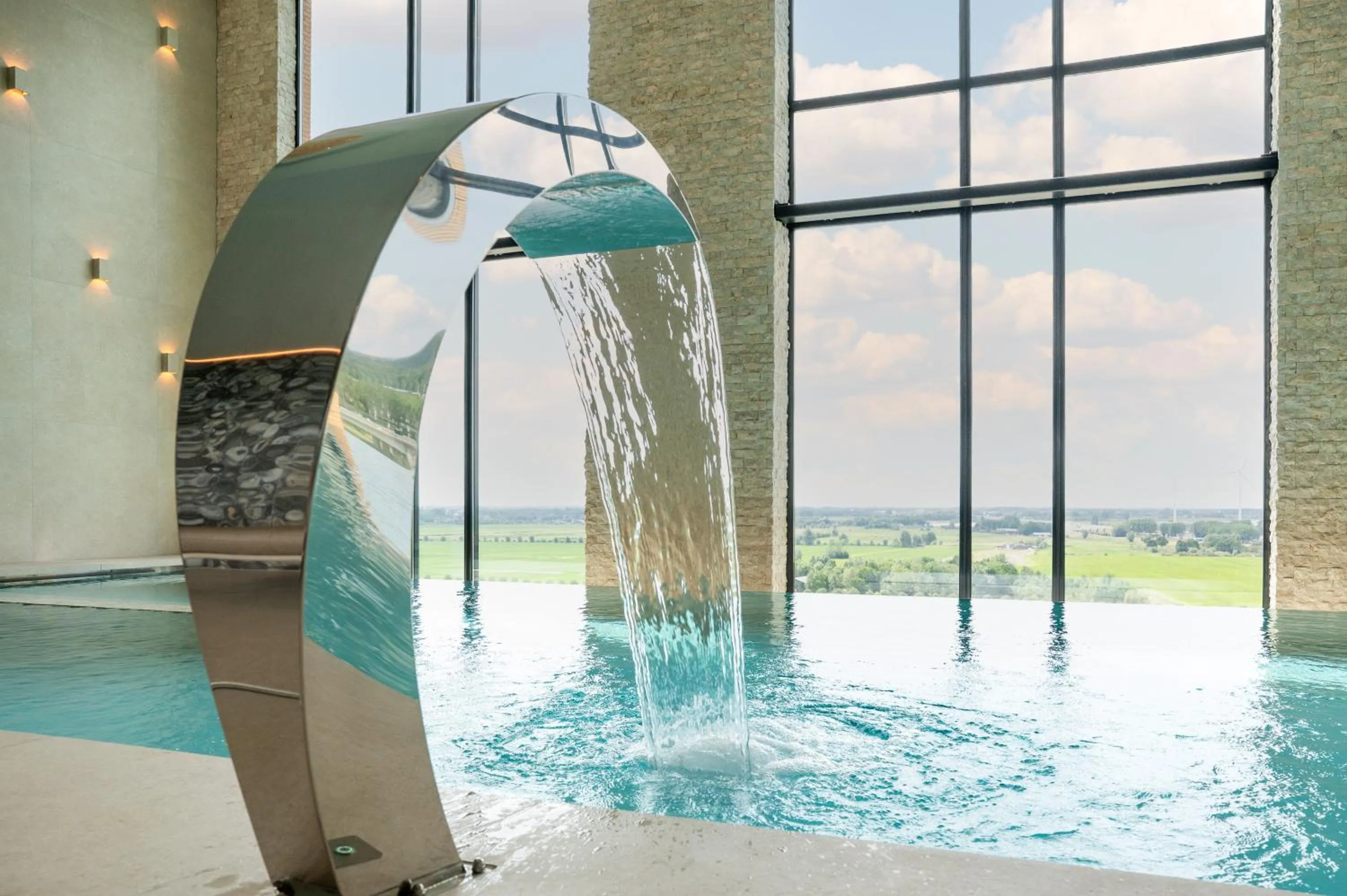 Swimming pool in Van der Valk Hotel Houten Utrecht