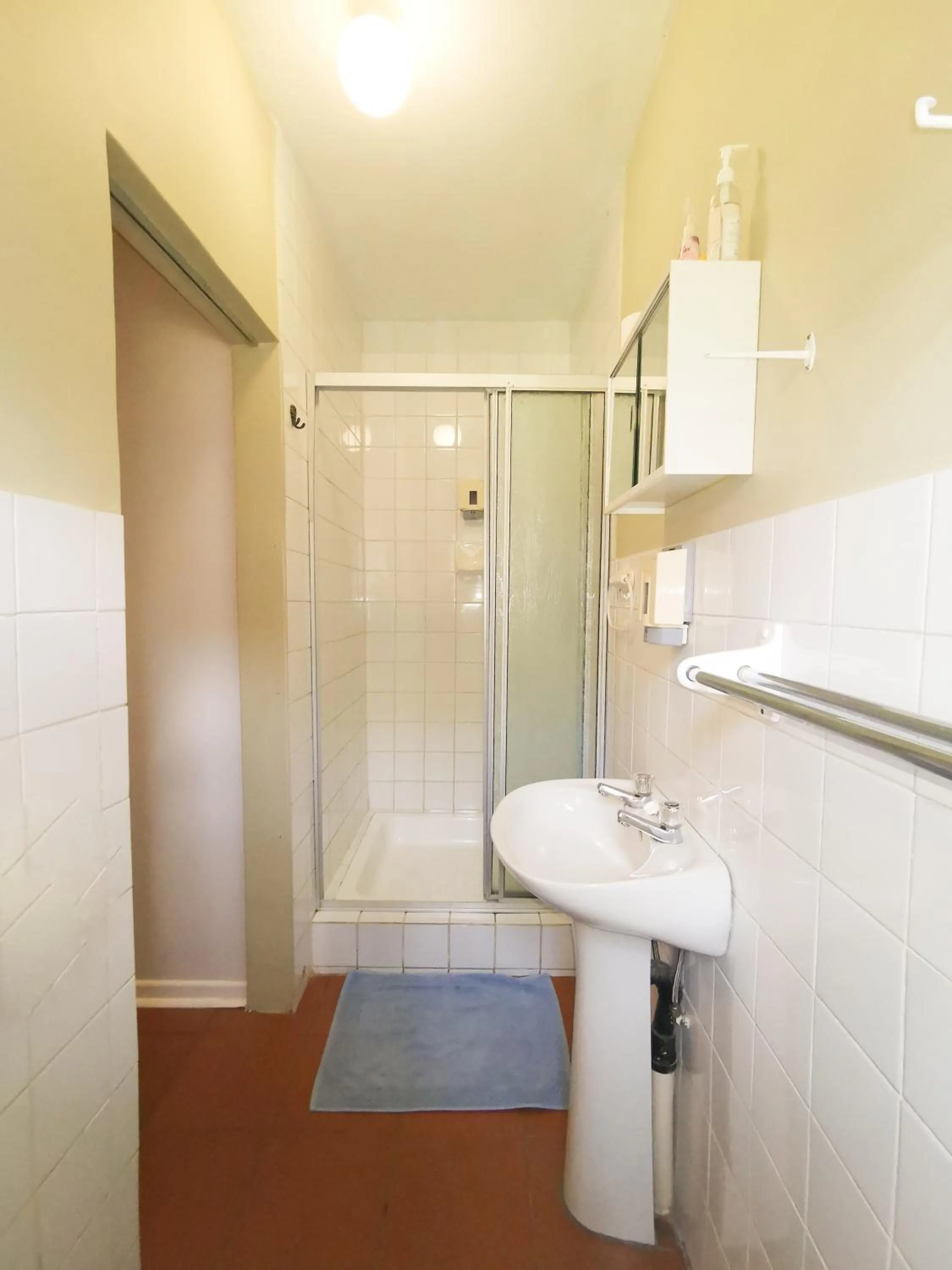 Bathroom in Loerie Guesthouse